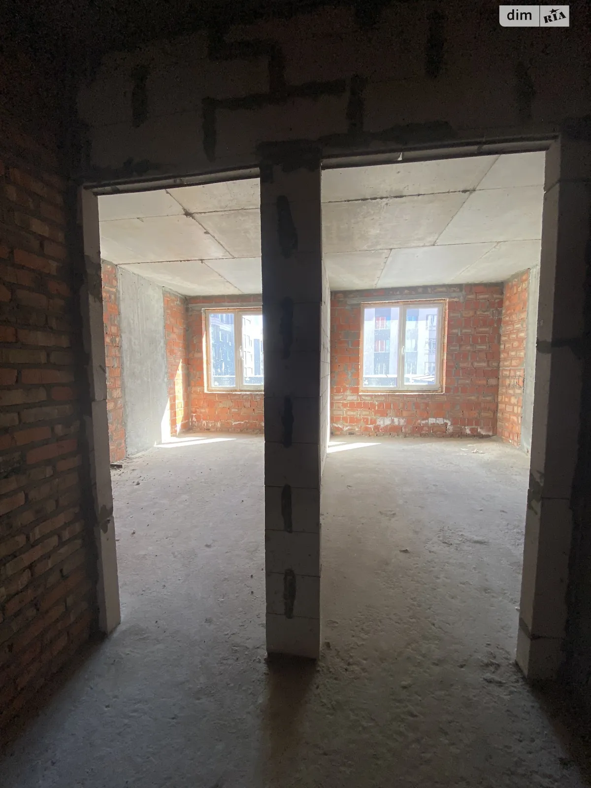 Продается 1-комнатная квартира 38 кв. м в Ирпене, ул. Университетская(Карла Маркса), 1Л - фото 1