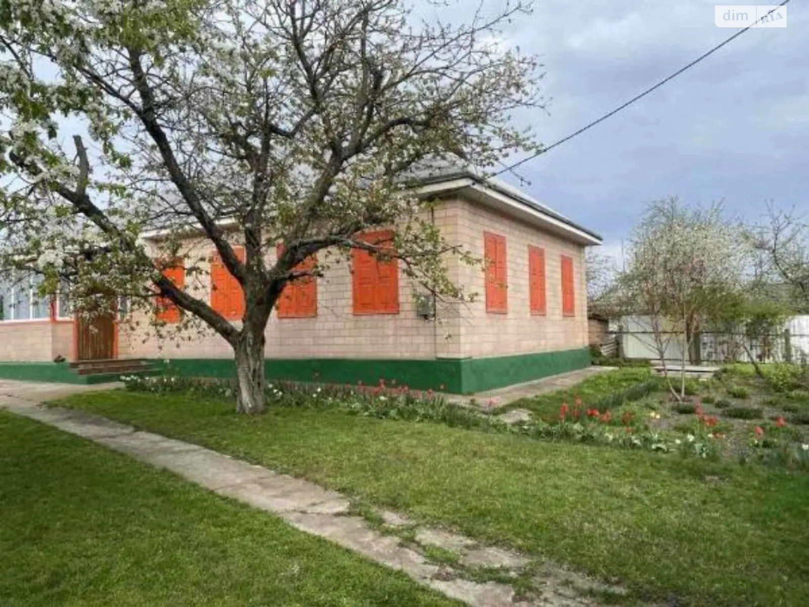Продається одноповерховий будинок 86.5 кв. м з бесідкою, цена: 35000 $ - фото 1