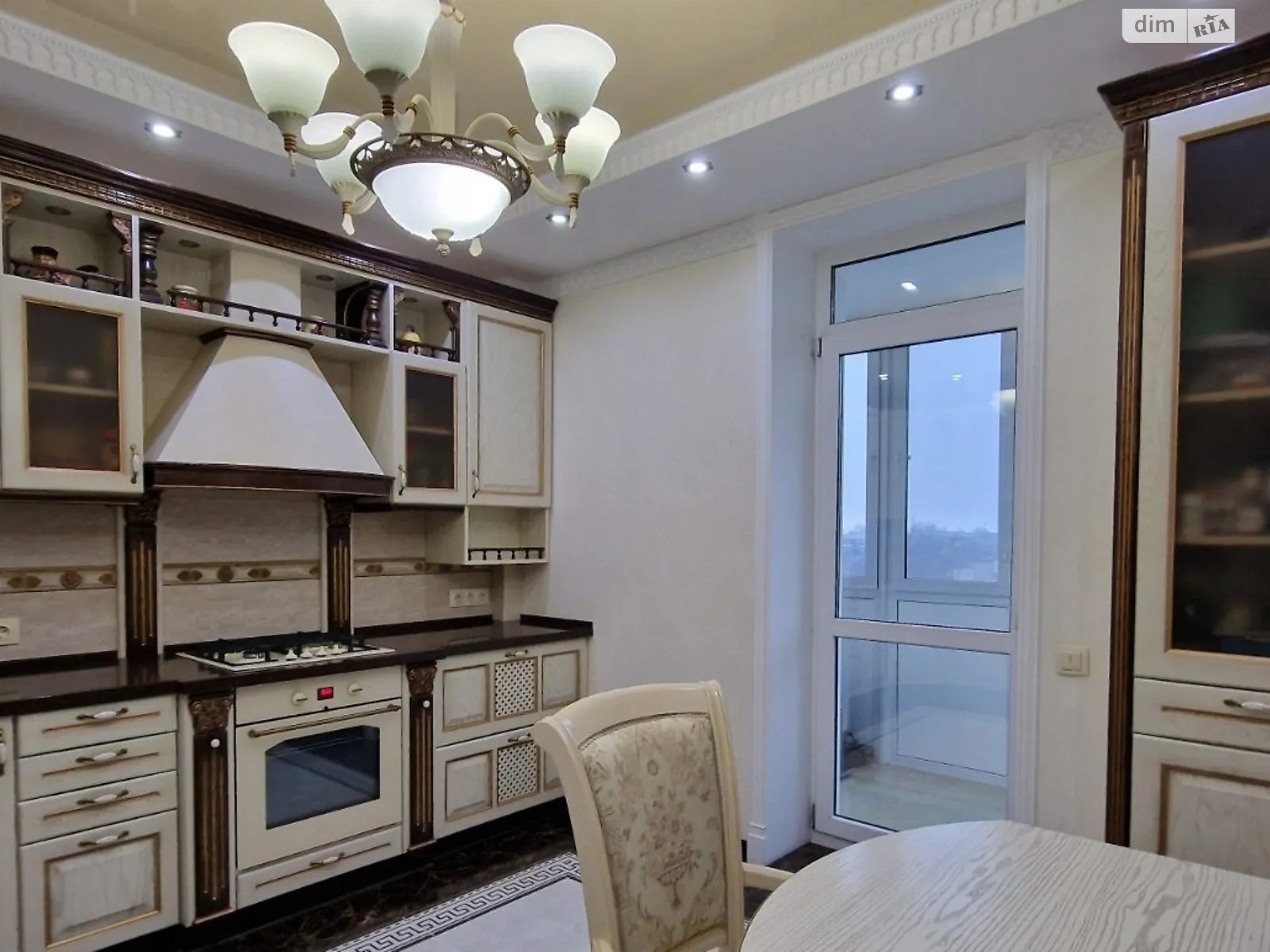 Продается 3-комнатная квартира 113.4 кв. м в Белой Церкви, ул. Фастовская, 2Б - фото 1