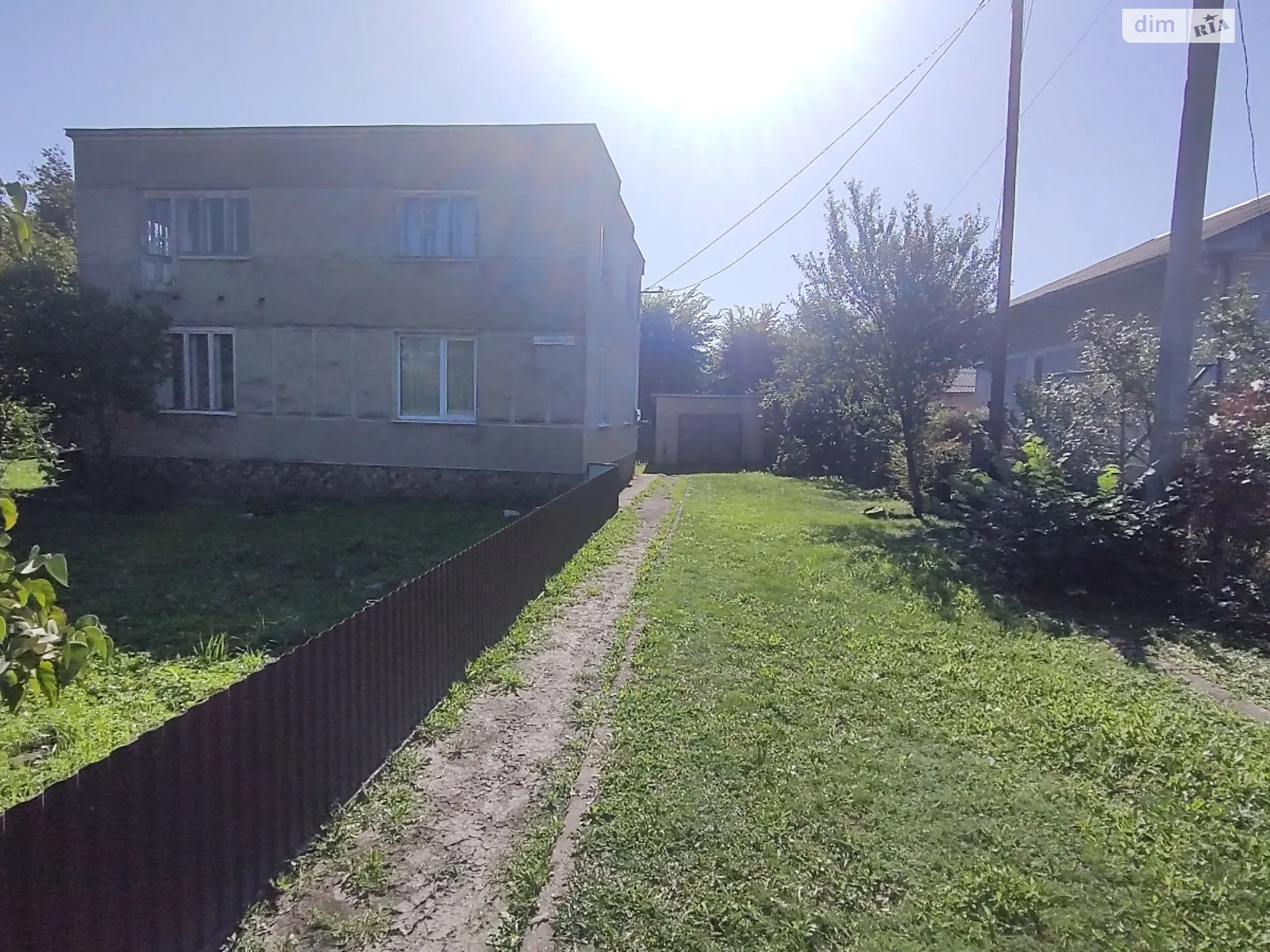 Продается дом на 2 этажа 100 кв. м с участком, цена: 54500 $ - фото 1