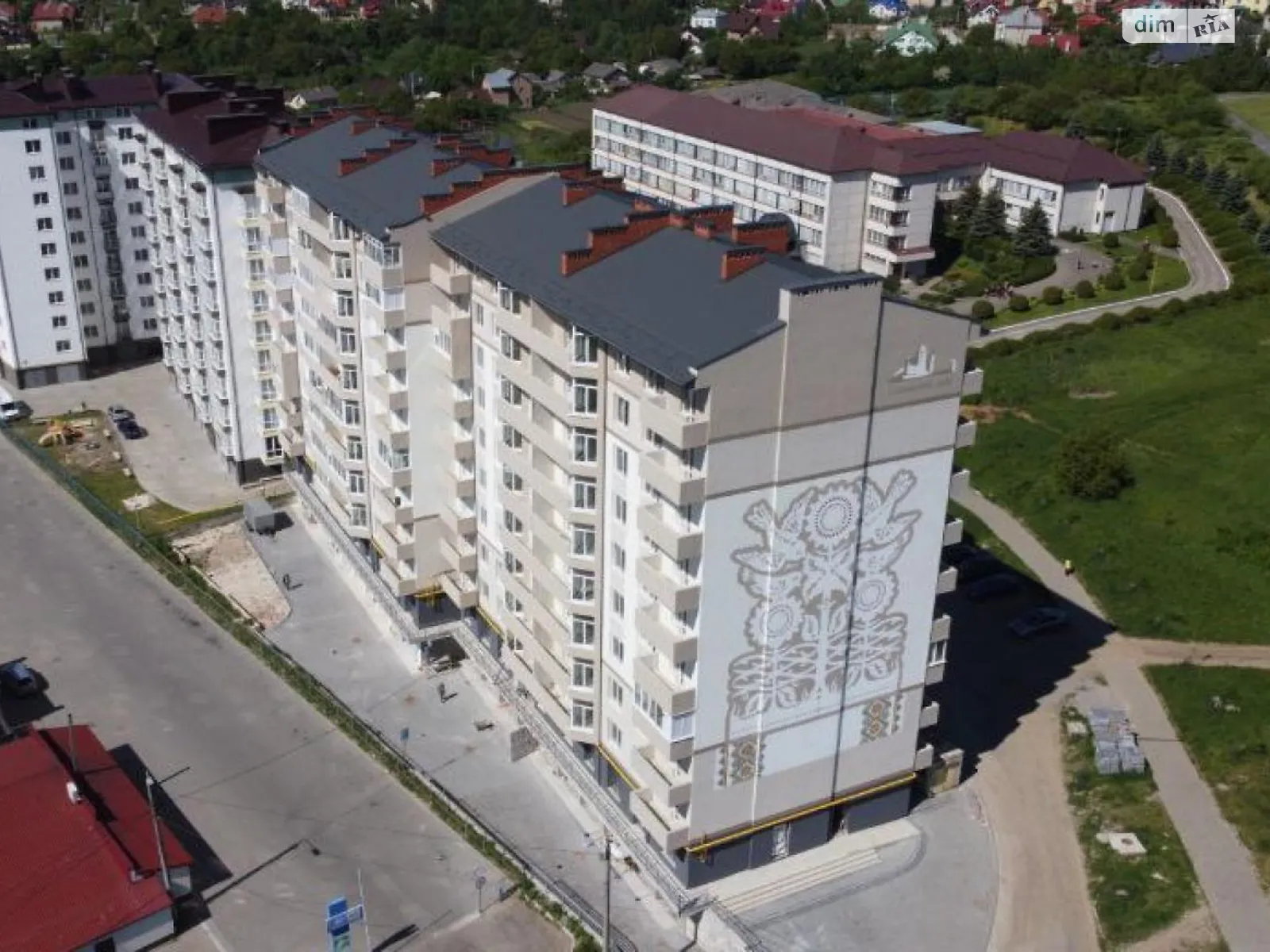 Продается 2-комнатная квартира 66.6 кв. м в Ивано-Франковске, ул. Горбачевского, 14Д корпус 2 - фото 1