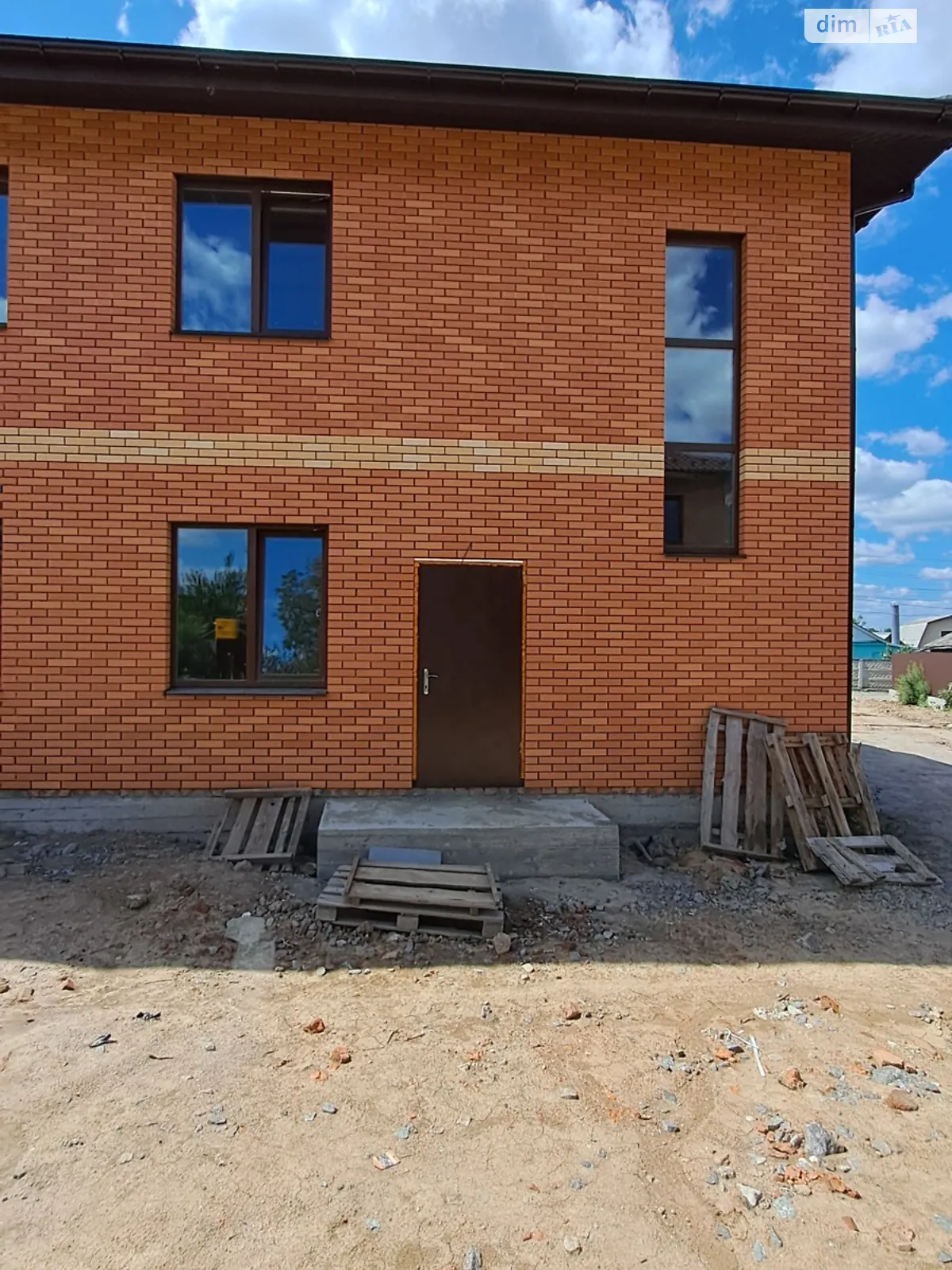 Продається частина будинку 90 кв. м з мансардою, цена: 70000 $ - фото 1