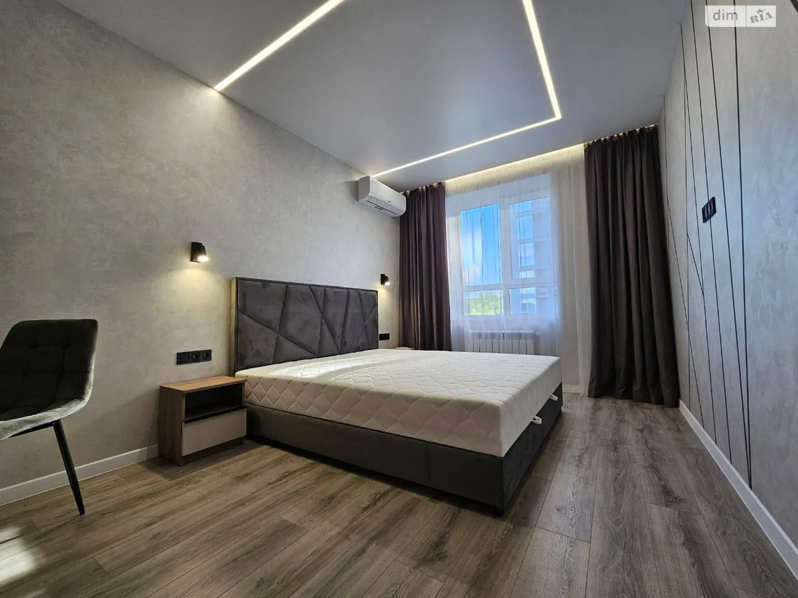 Продается 1-комнатная квартира 37 кв. м в Слобожанском, ул. Семейная, 7 - фото 1