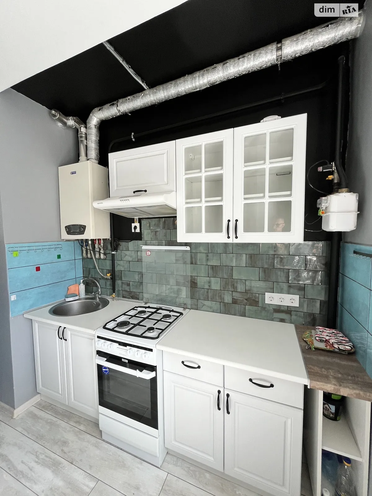 Продается 1-комнатная квартира 35 кв. м в Буче, ул. Бориса Гмыри, 11/5 - фото 1