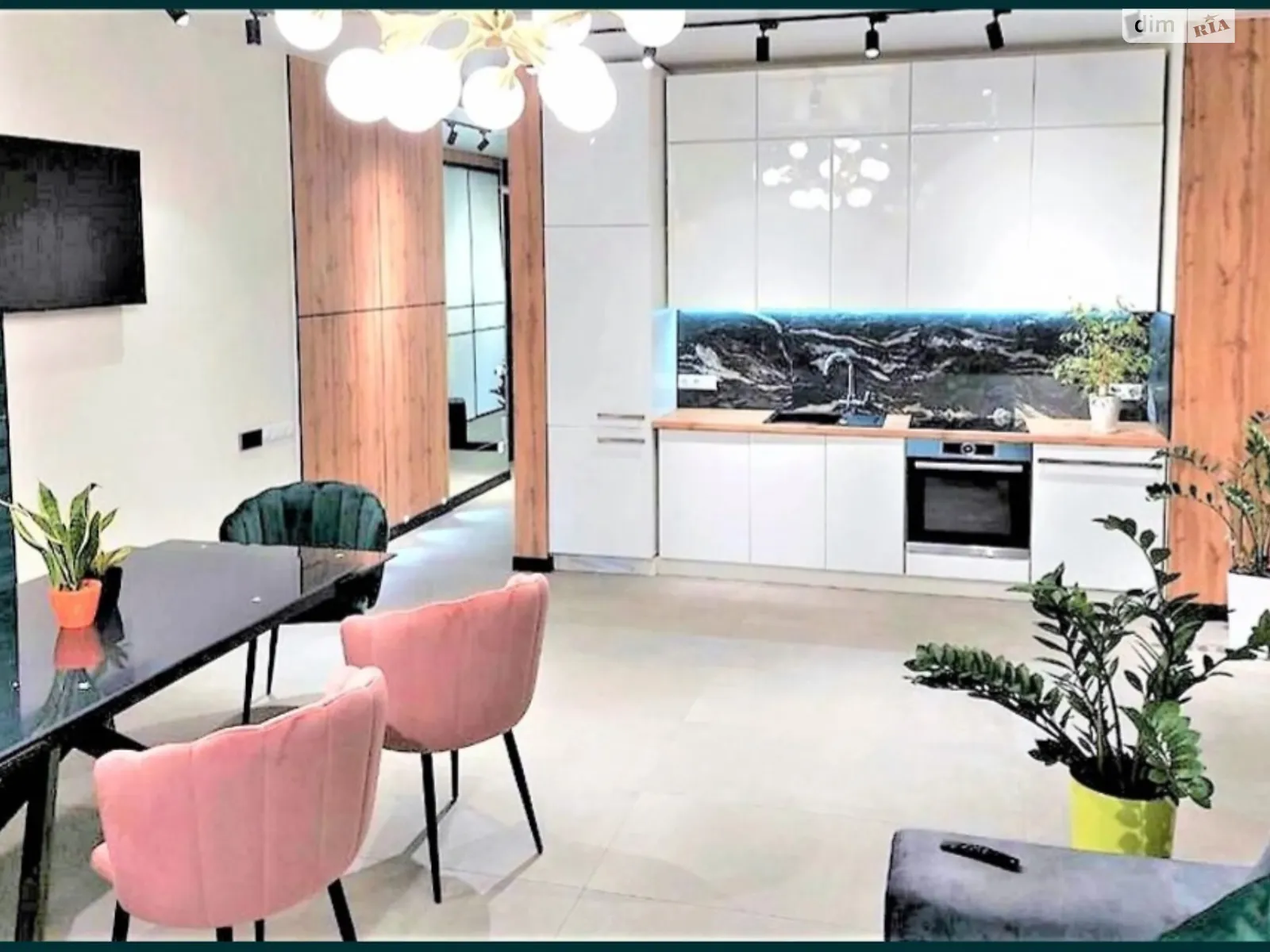 Продается 3-комнатная квартира 110 кв. м в Харькове, ул. Культуры, 22Б - фото 1