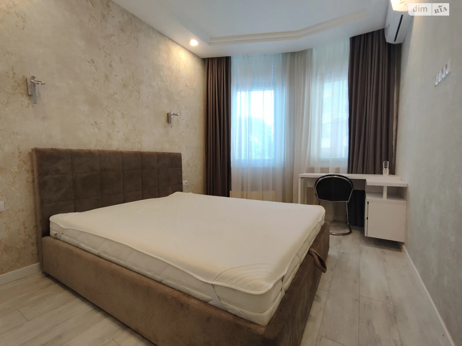 Сдается в аренду 1-комнатная квартира 56 кв. м в Одессе, бул. Итальянский, 1А - фото 1