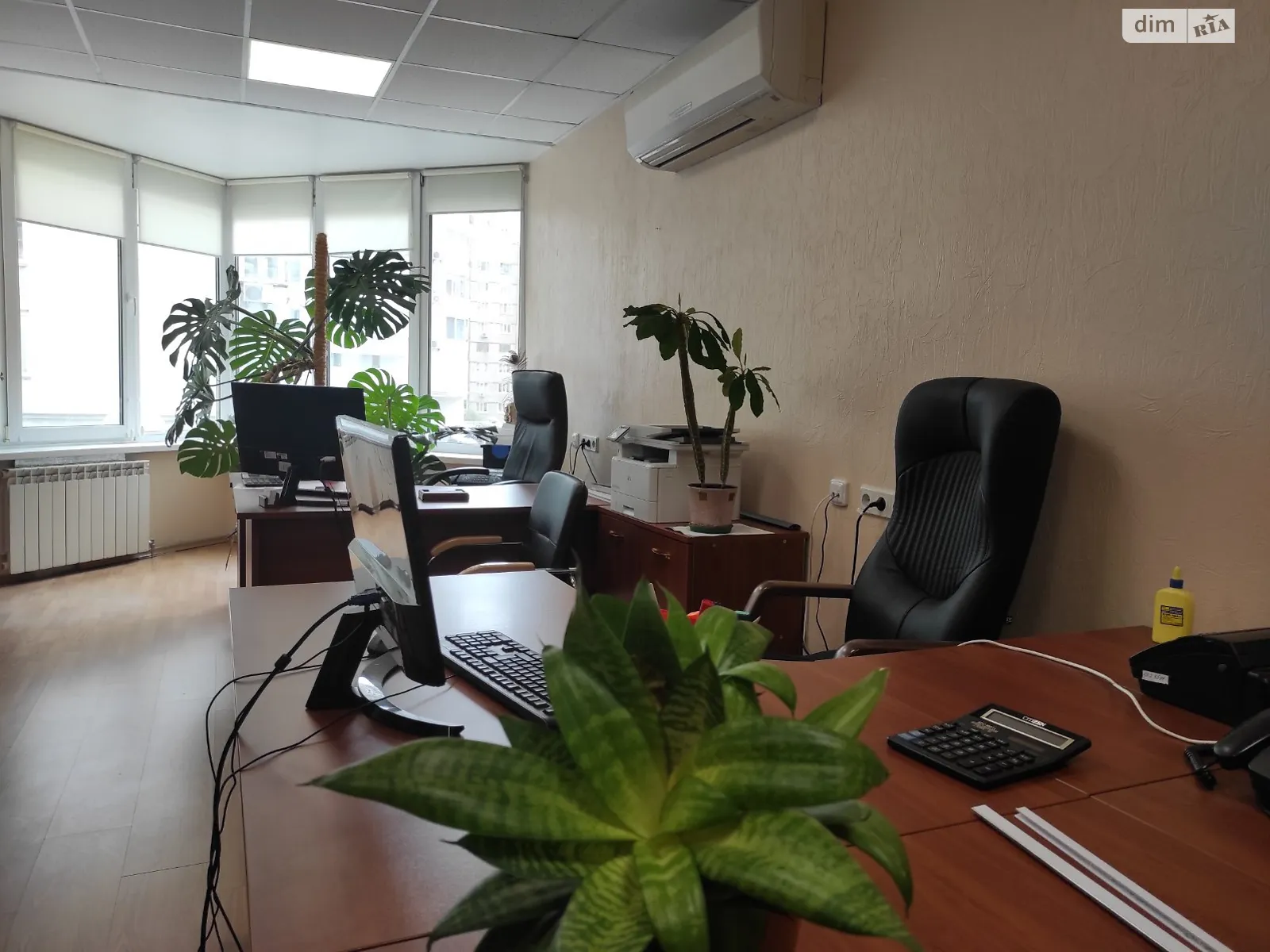 Продається офіс 600 кв. м в бізнес-центрі, цена: 780000 $ - фото 1
