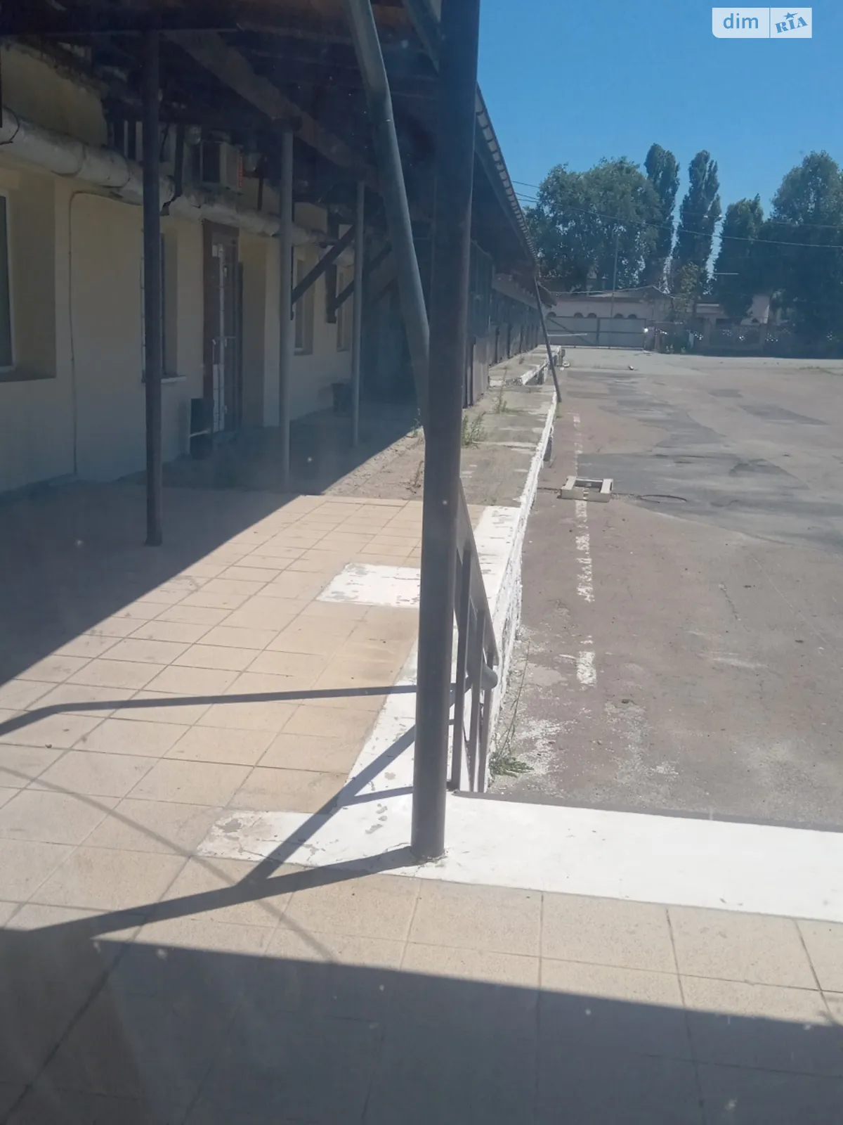 Здається в оренду об'єкт сфери послуг 300 кв. м в 1-поверховій будівлі, цена: 100000 грн - фото 1