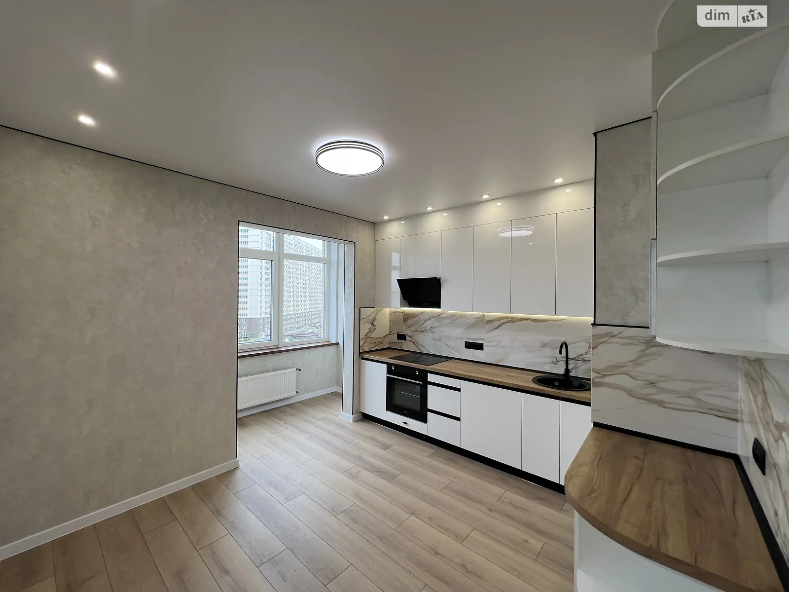 Продается 2-комнатная квартира 41 кв. м в Одессе, ул. Жемчужная - фото 1