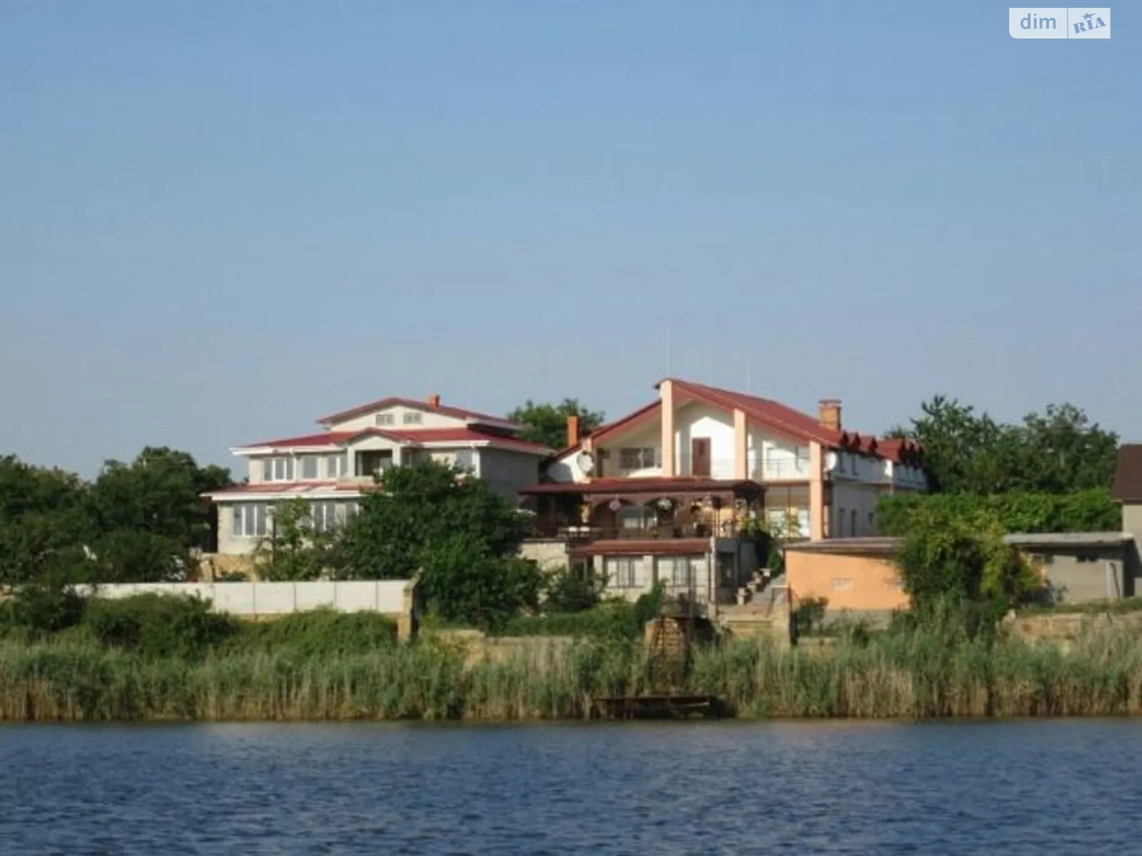 Продается дом на 2 этажа 398.8 кв. м с балконом, цена: 390000 $ - фото 1