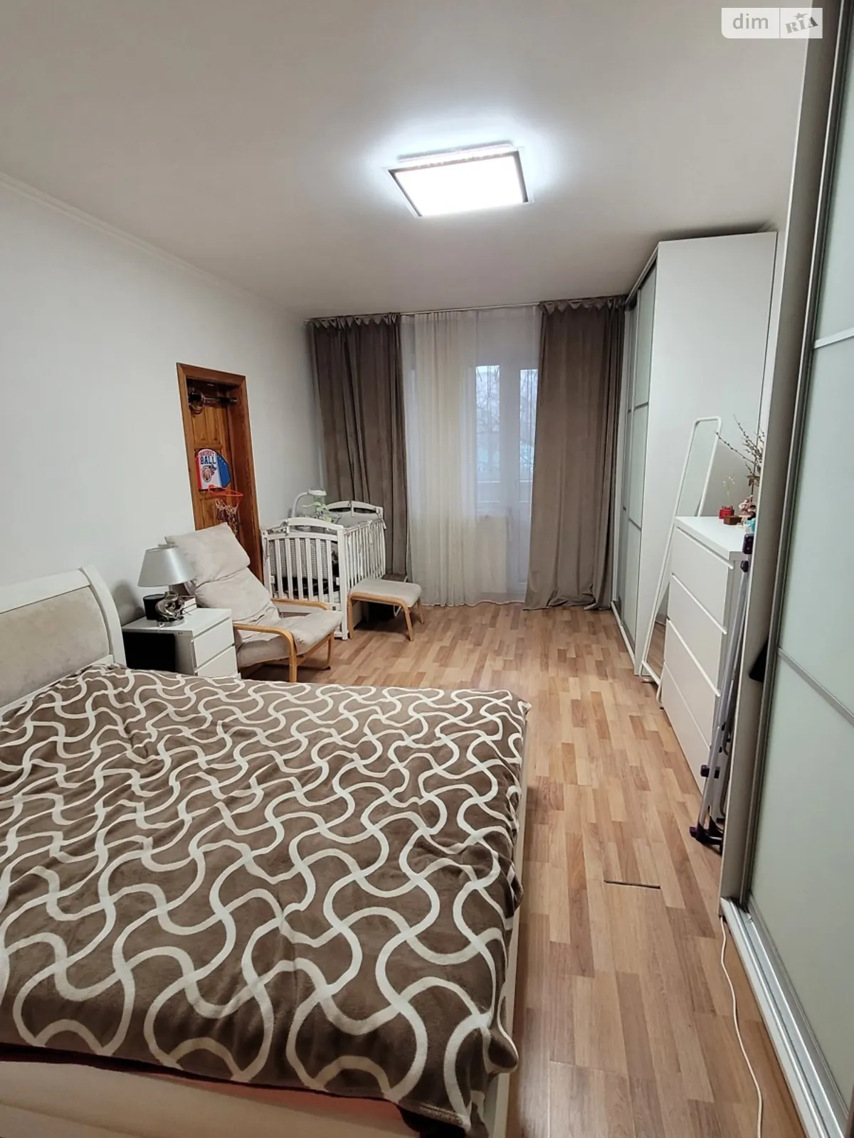 Продается 5-комнатная квартира 99.1 кв. м в Киеве, ул. Ревуцкого, 30/1 - фото 1