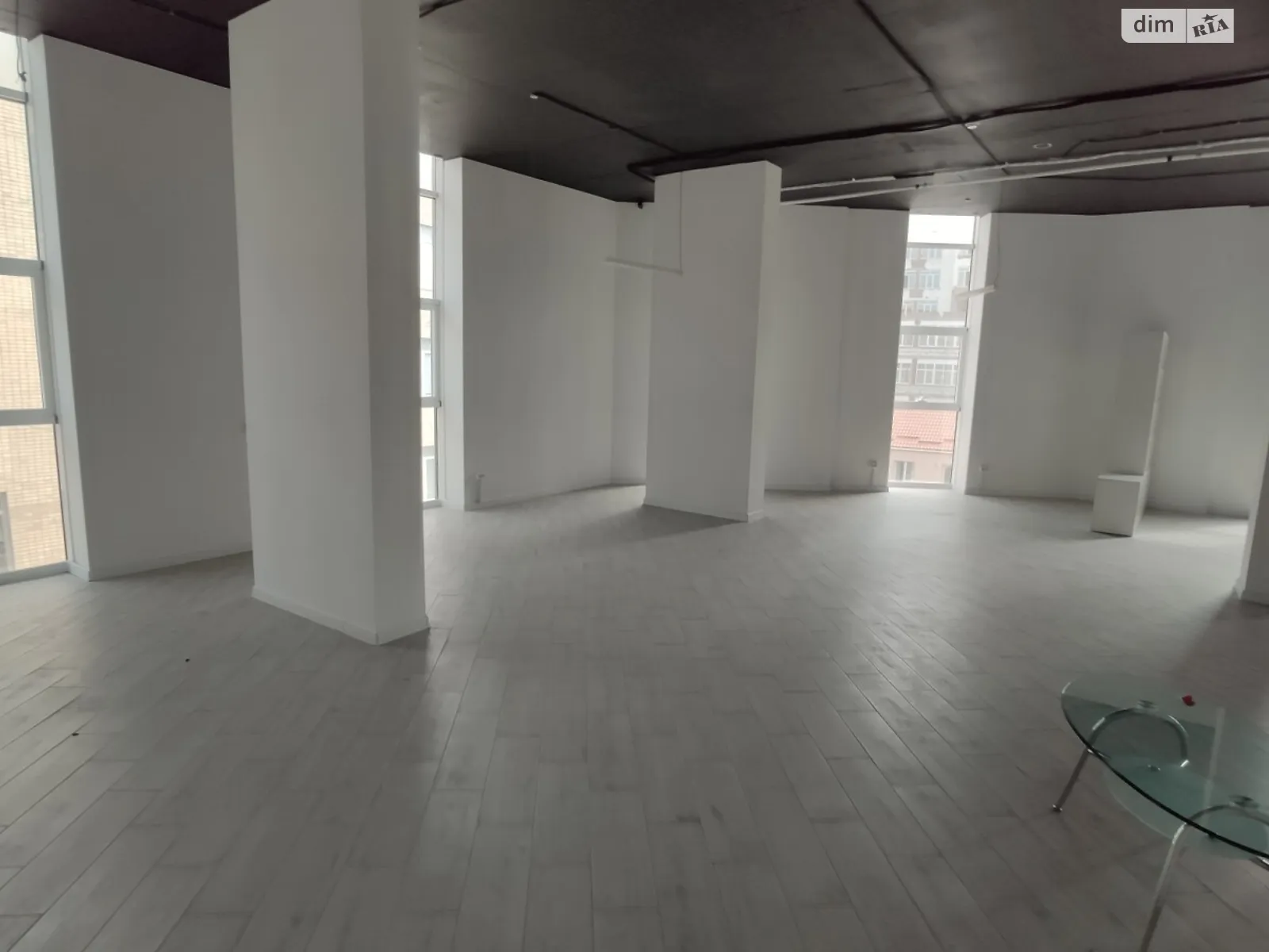 Здається в оренду офіс 180 кв. м в бізнес-центрі, цена: 45000 грн - фото 1