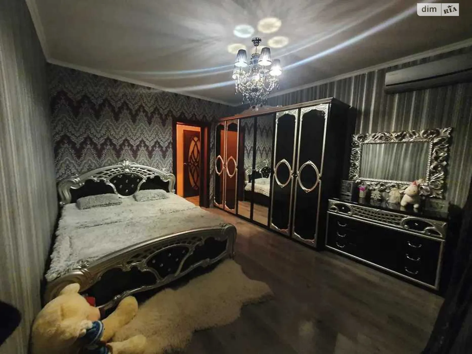 Продається 2-кімнатна квартира 63 кв. м у Полтаві, вул. Башкірцевої Марії - фото 1