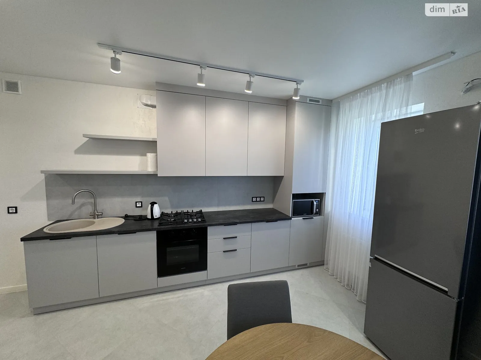 Сдается в аренду 2-комнатная квартира 60 кв. м в, цена: 17500 грн - фото 1