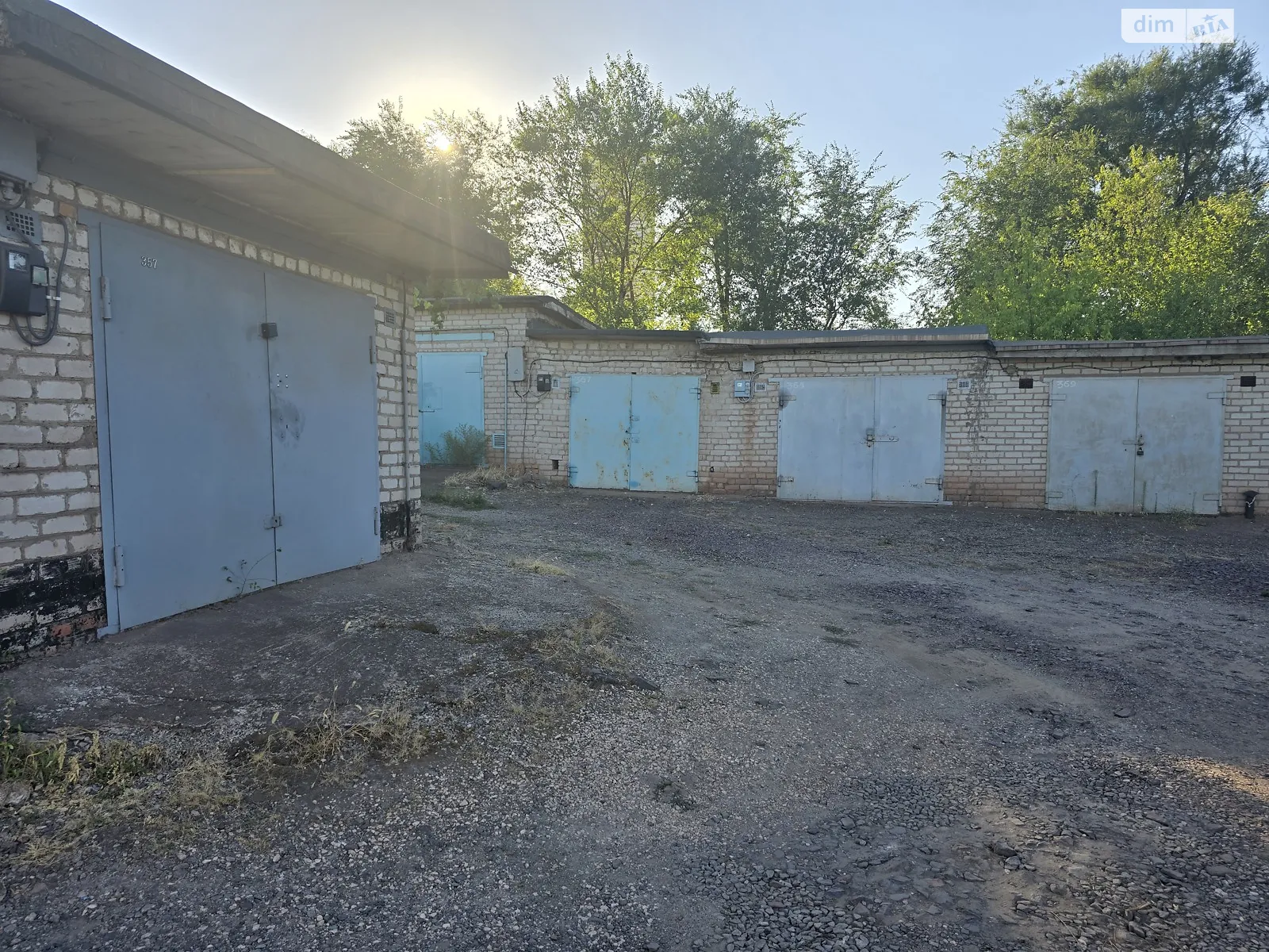 Продается место в гаражном кооперативе под легковое авто на 24 кв. м, цена: 3100 $ - фото 1