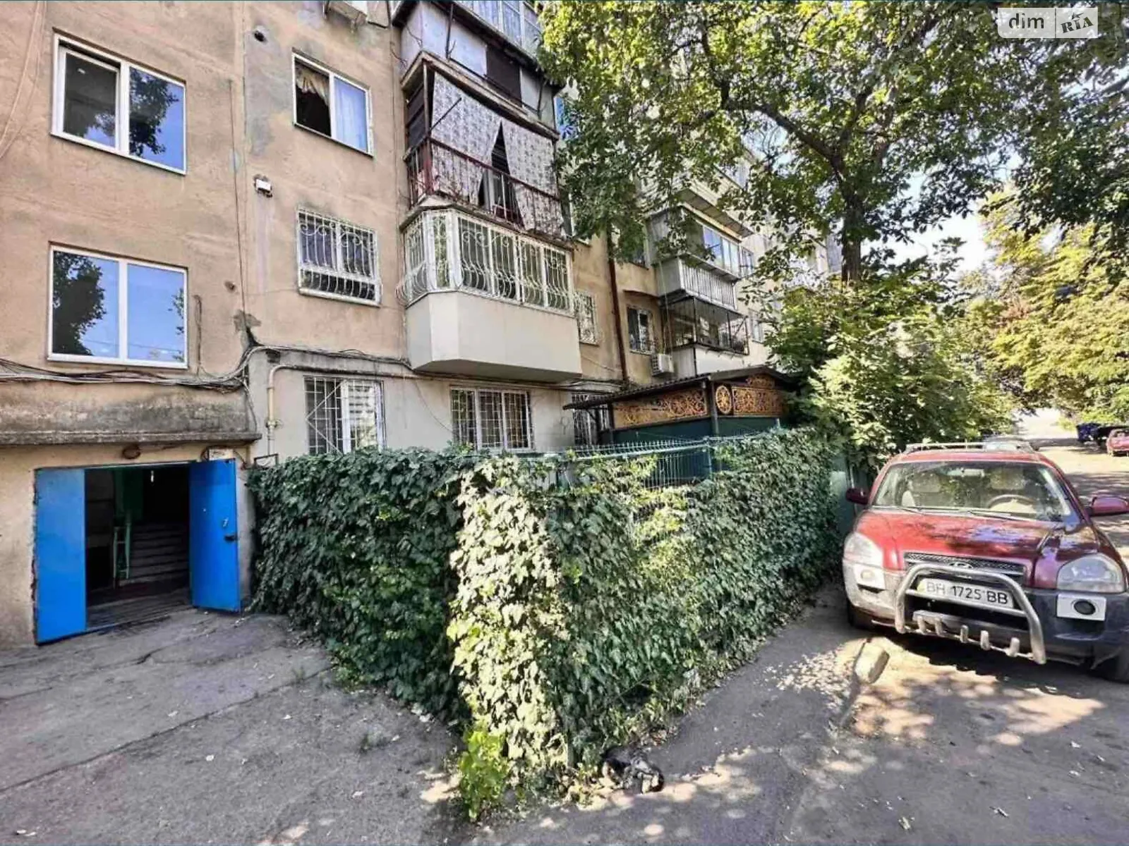 Продається 3-кімнатна квартира 57.5 кв. м у Одесі, вул. Балківська - фото 1