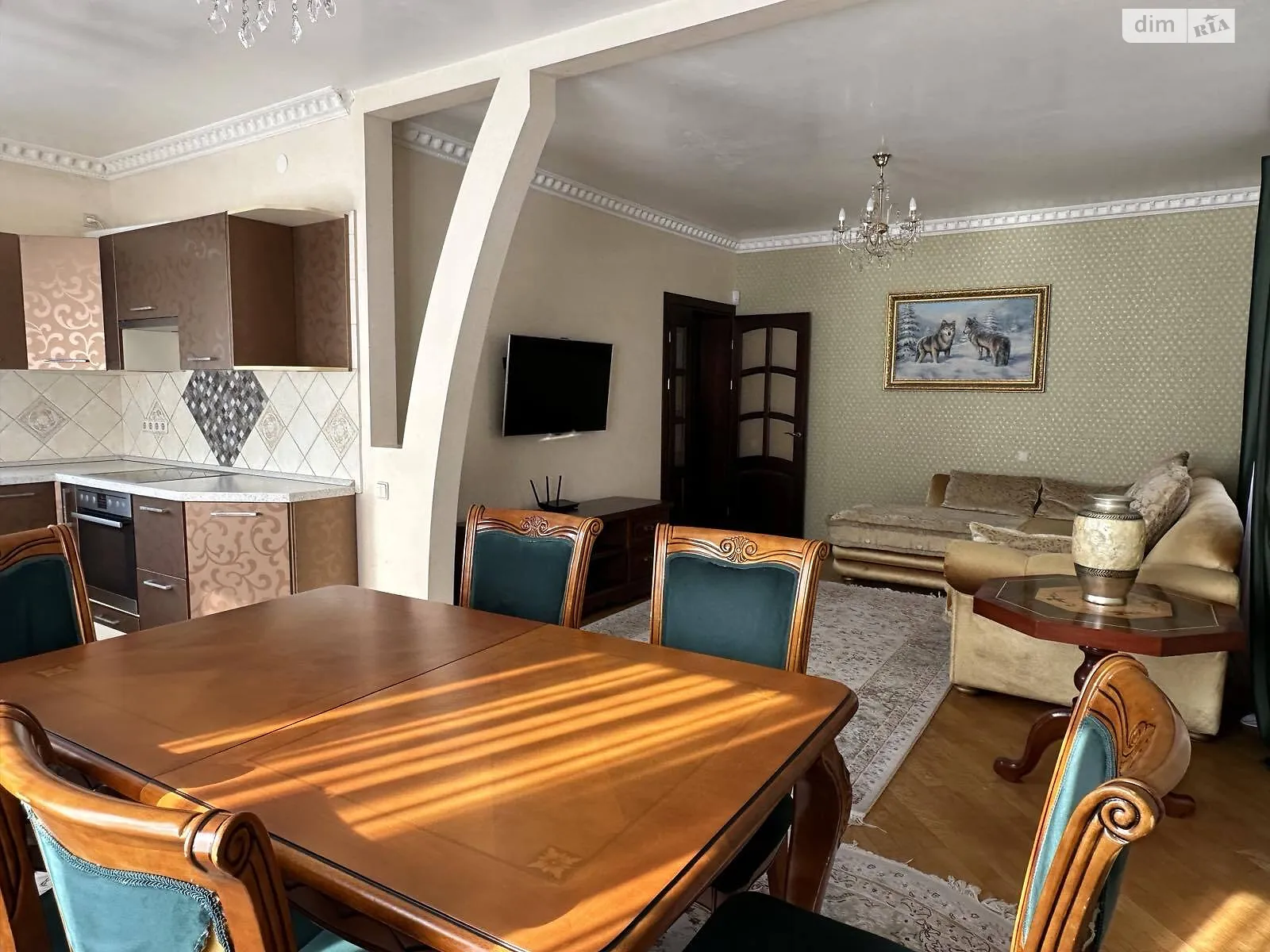 Продається будинок 3 поверховий 179.4 кв. м с басейном, цена: 360000 $ - фото 1