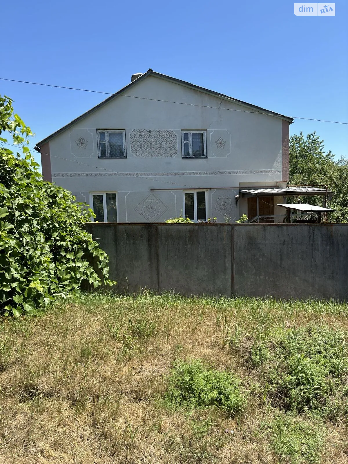 Продается дом на 2 этажа 150 кв. м с верандой, цена: 32000 $ - фото 1