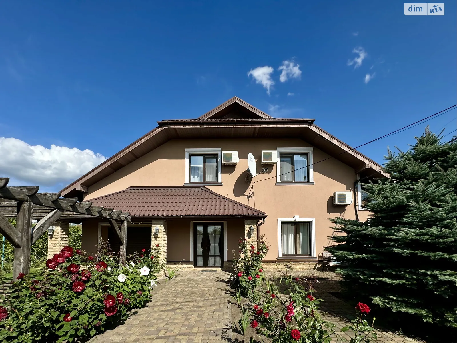 Продається будинок 2 поверховий 228 кв. м з балконом, цена: 220000 $ - фото 1