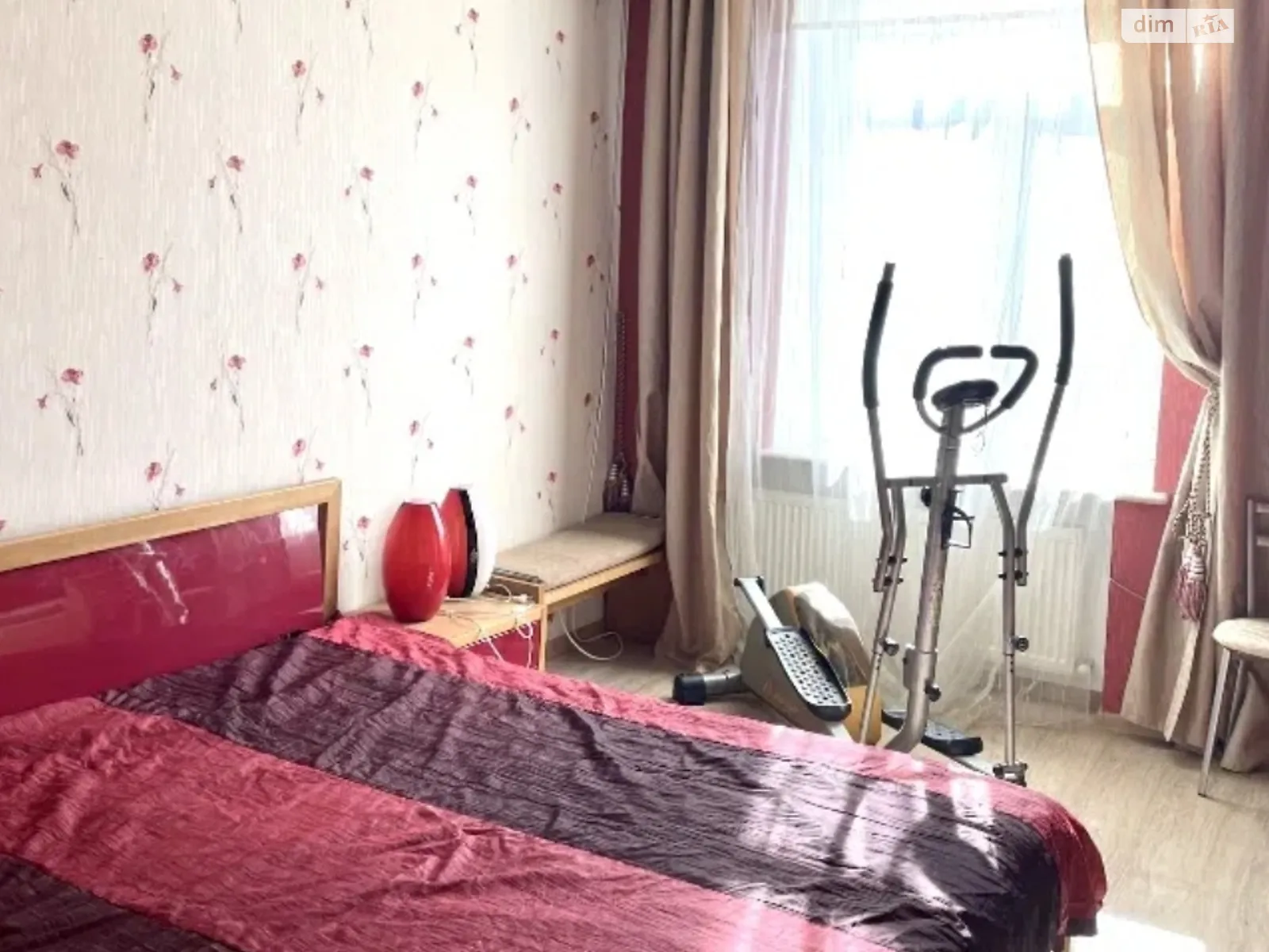 Продается 3-комнатная квартира 96.2 кв. м в Одессе, просп. Шевченко - фото 1