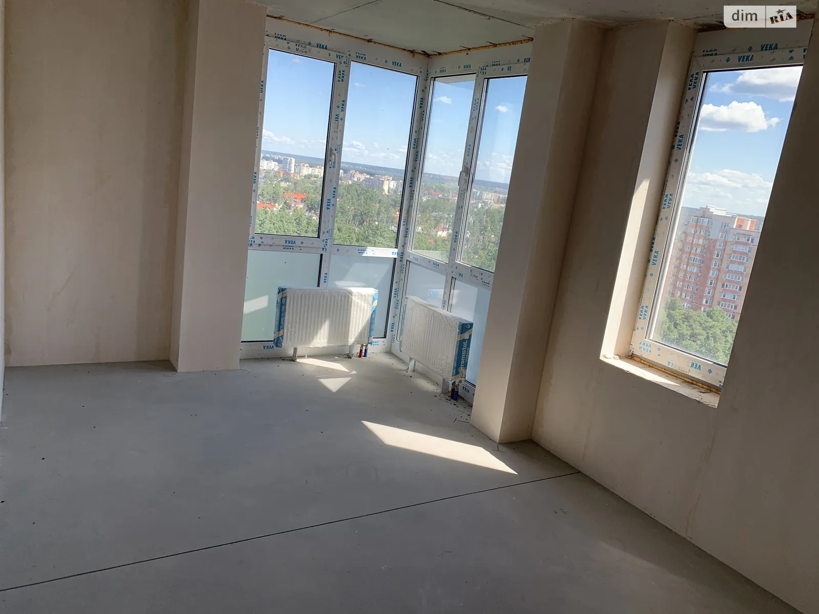 Продається 3-кімнатна квартира 80 кв. м у Ірпені, вул. Виговського(Суворова) - фото 1