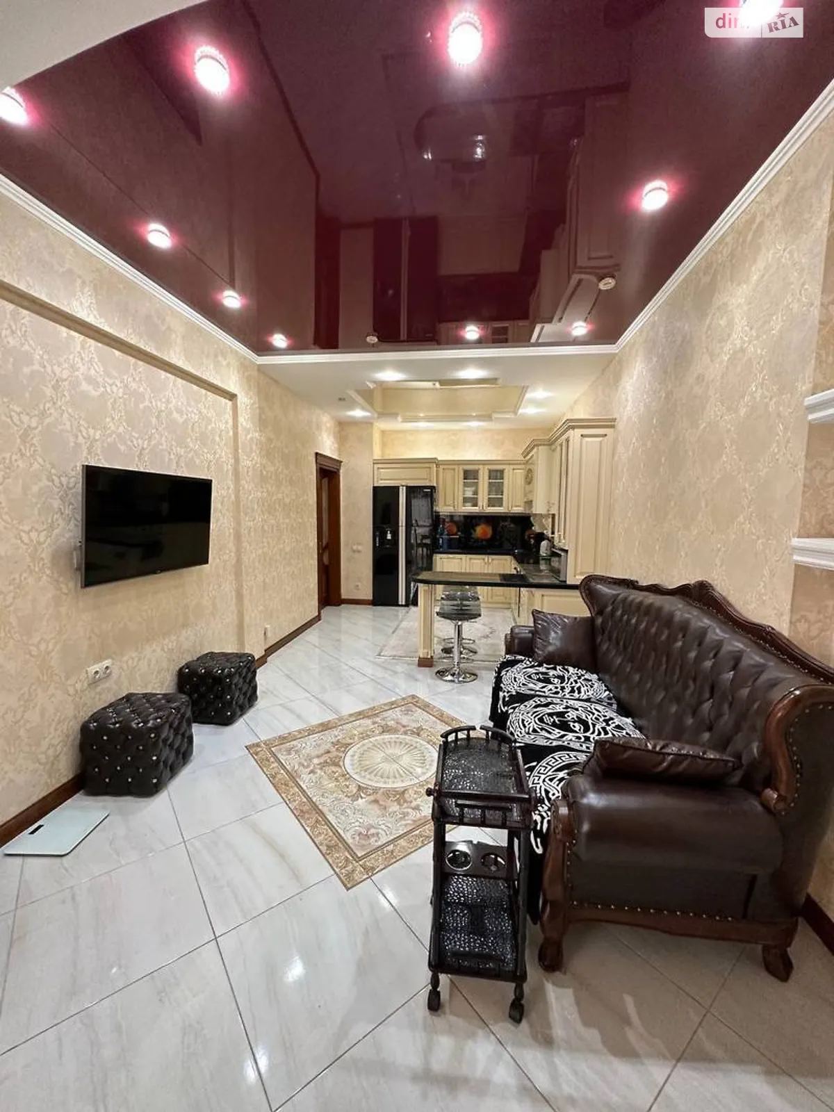 Продається 2-кімнатна квартира 95.6 кв. м у Одесі, вул. Армійська, 8Б - фото 1