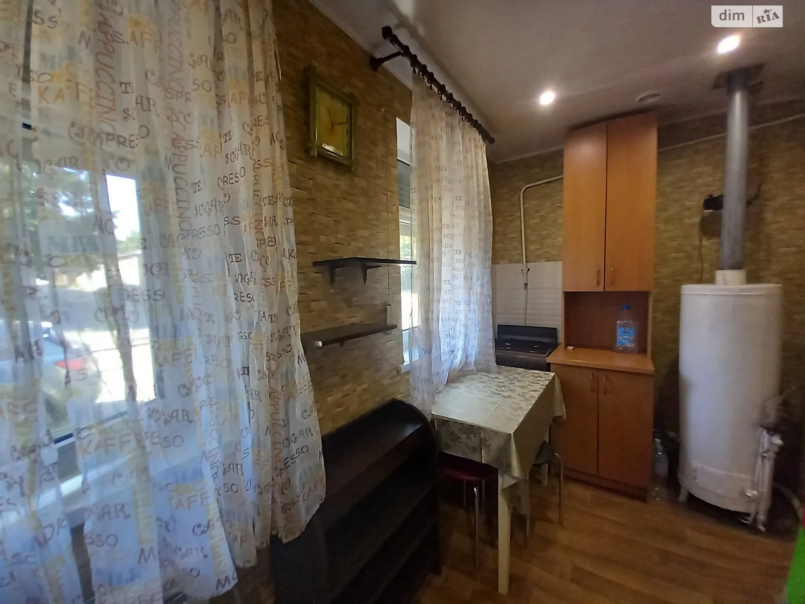 Продается 2-комнатная квартира 37.7 кв. м в Днепре, ул. Шухевича Романа, 58 - фото 1