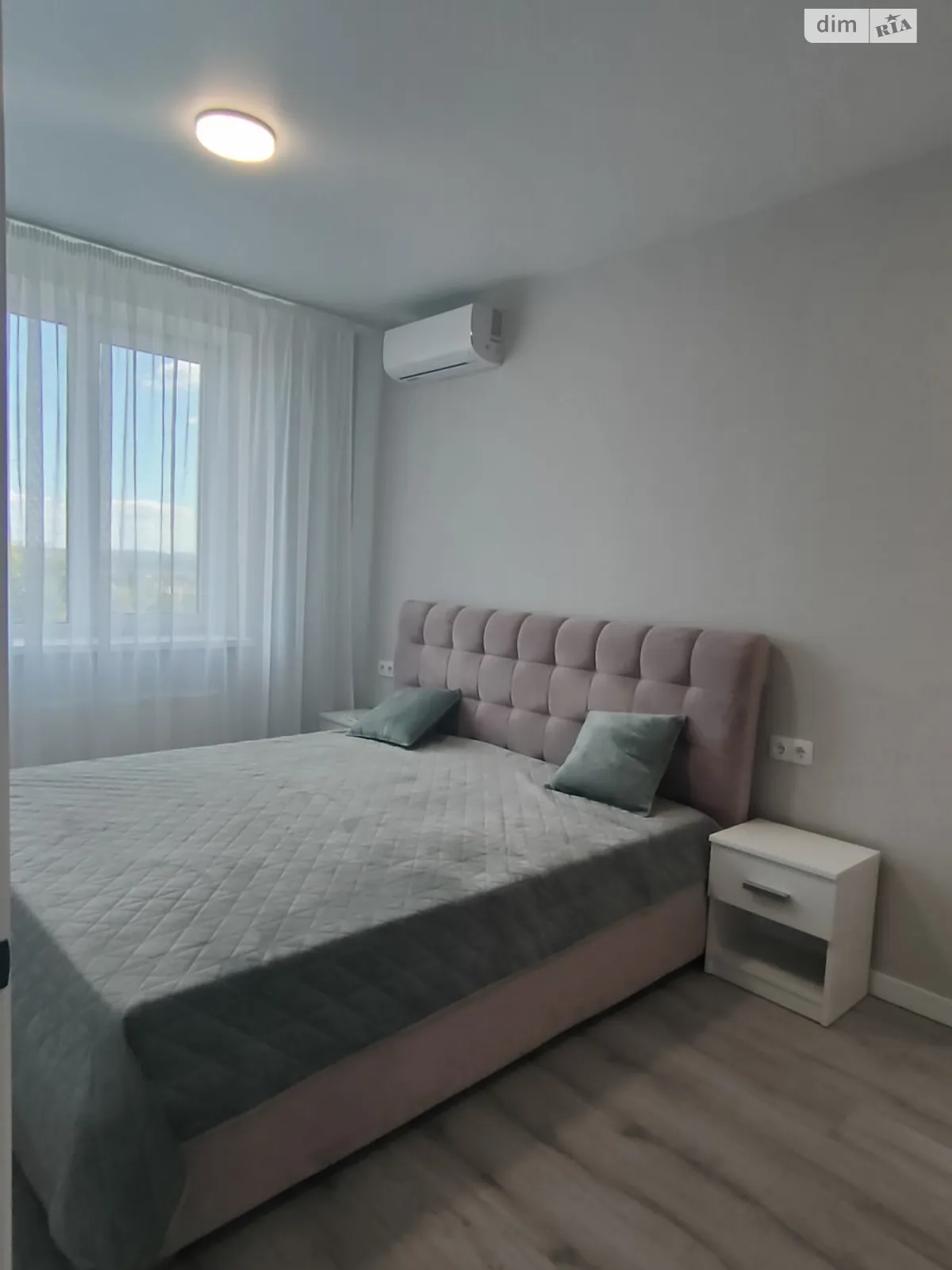 Продається 1-кімнатна квартира 38 кв. м у Гостомелі, вул. Остромирська - фото 1