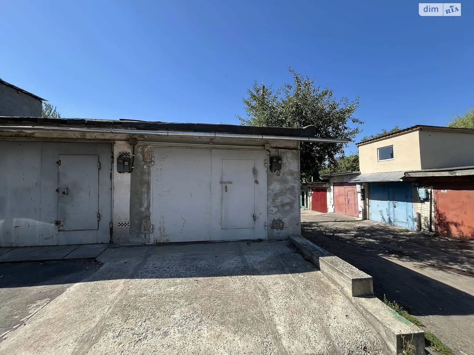Продается отдельно стоящий гараж под легковое авто на 18.2 кв. м, цена: 9500 $ - фото 1