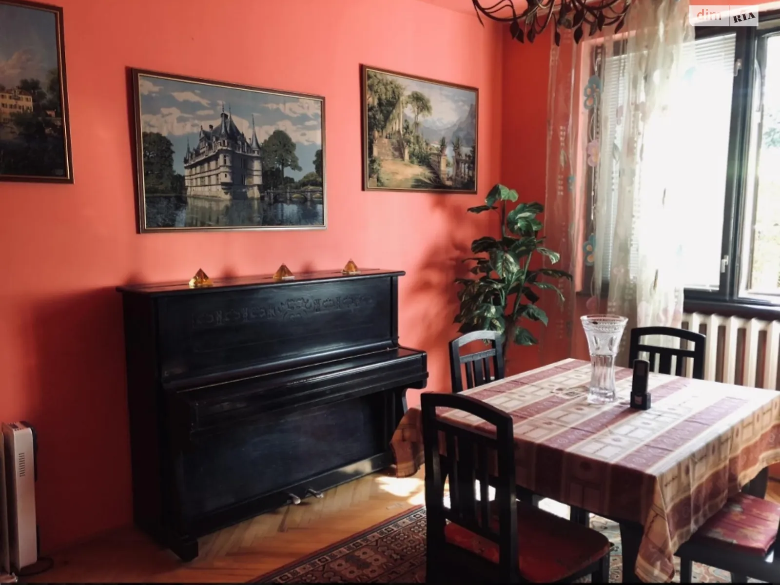 Продается дом на 2 этажа 200 кв. м с мансардой, цена: 200000 € - фото 1