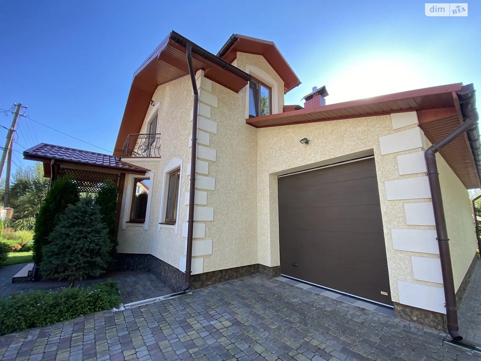 Продается дом на 2 этажа 214 кв. м с участком, цена: 295000 $ - фото 1