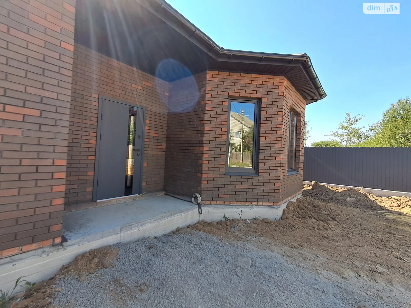 Продается одноэтажный дом 118 кв. м с балконом, цена: 75000 $ - фото 1