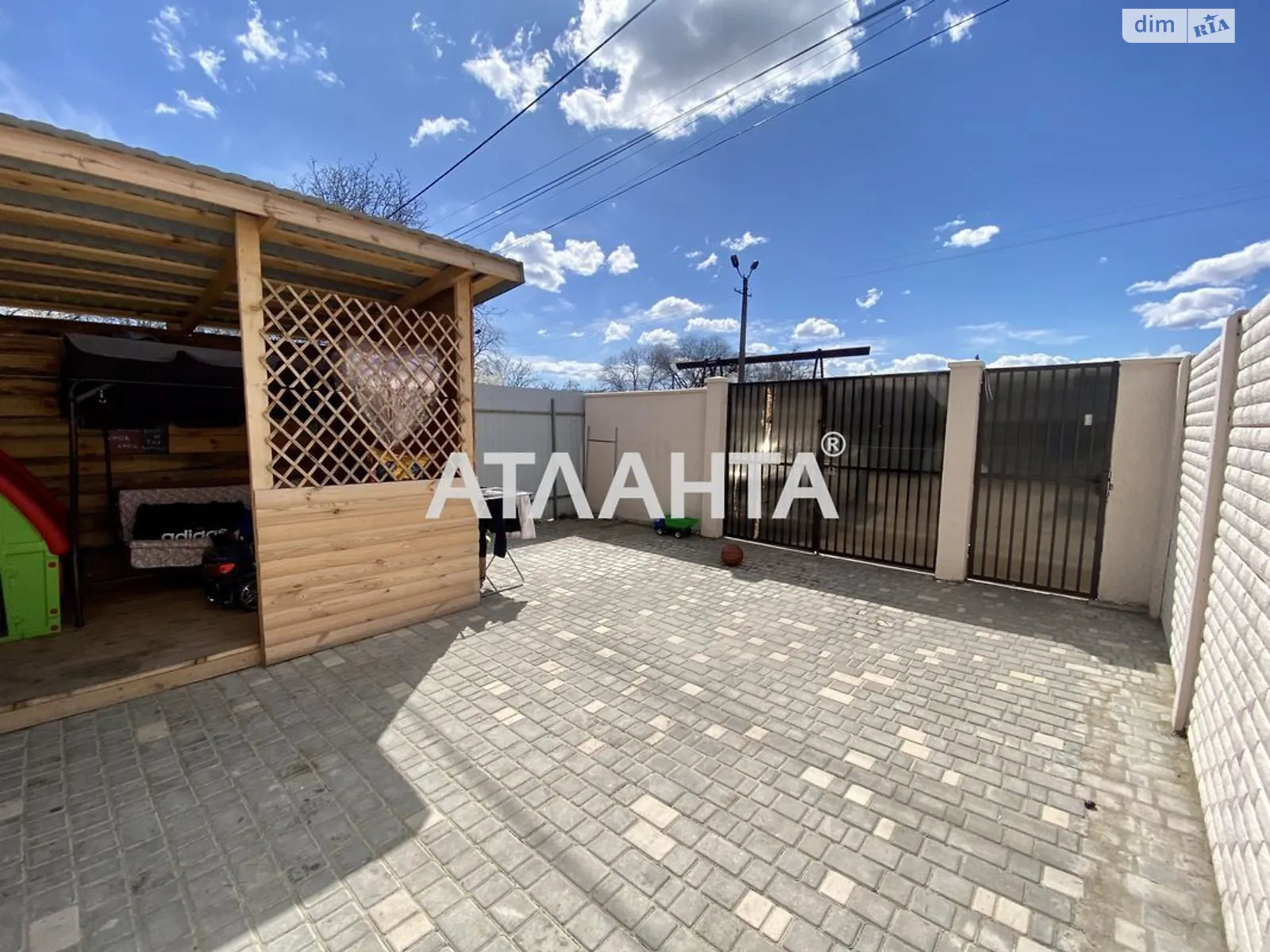 Продається частина будинку 85.4 кв. м з гаражем, цена: 55000 $ - фото 1