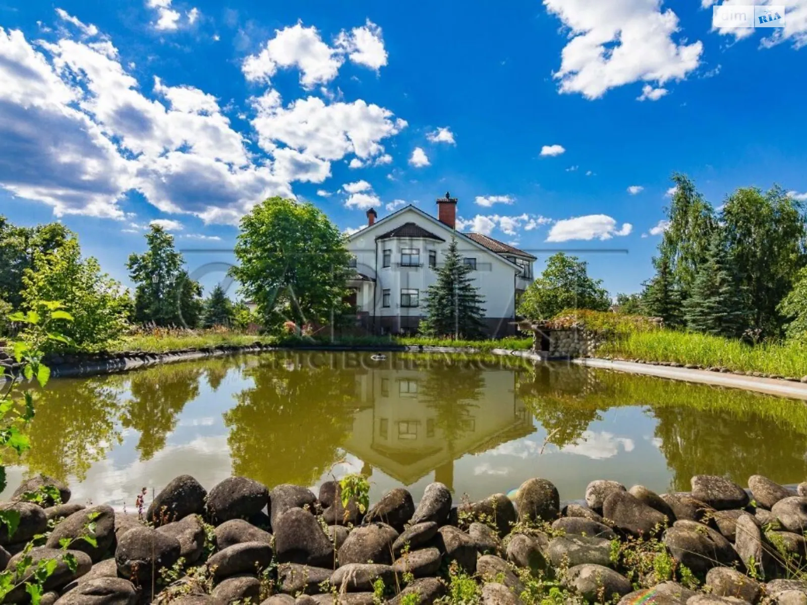Продается дом на 3 этажа 1200 кв. м с балконом, цена: 1490000 $ - фото 1