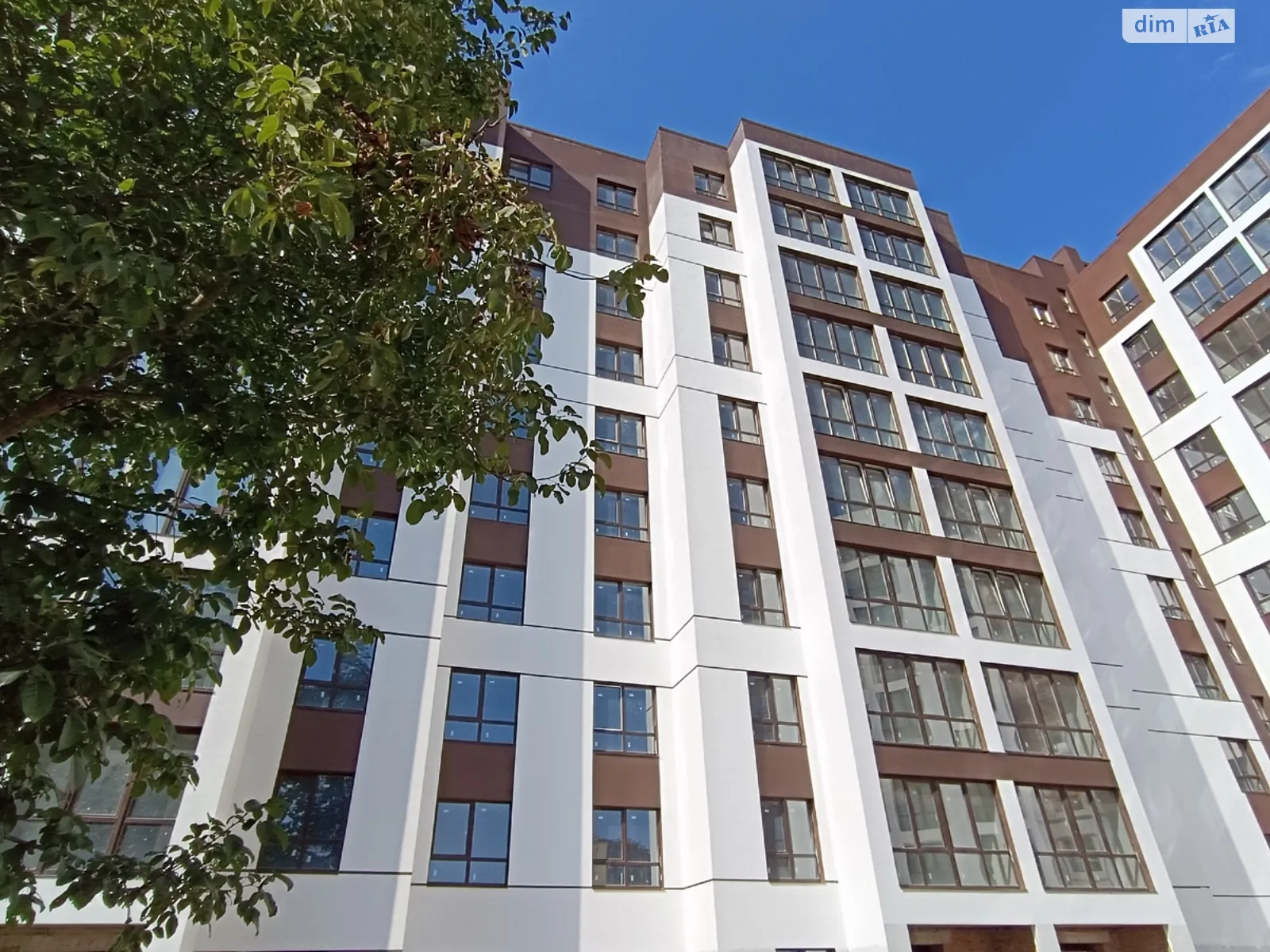 Продается 2-комнатная квартира 57.5 кв. м в Ивано-Франковске, ул. Ленкавского - фото 1