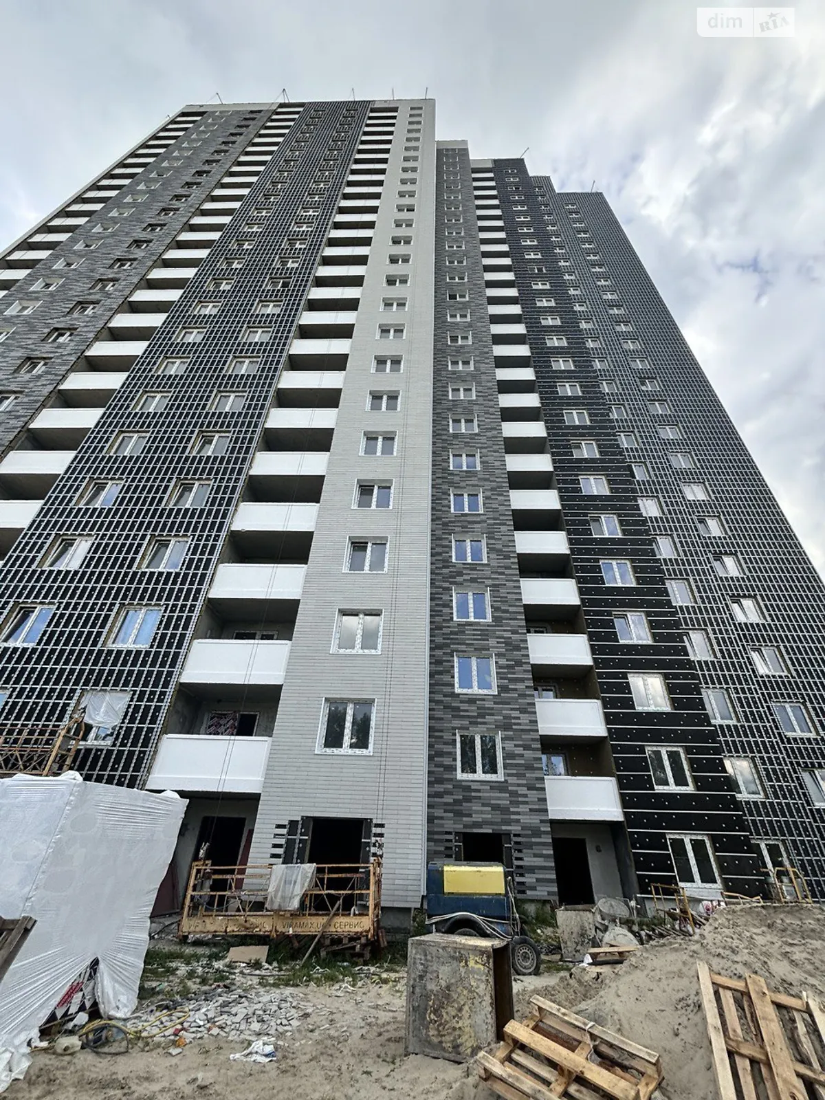 Продается 2-комнатная квартира 72.05 кв. м в Киеве, ул. Электротехническая, 43 - фото 1