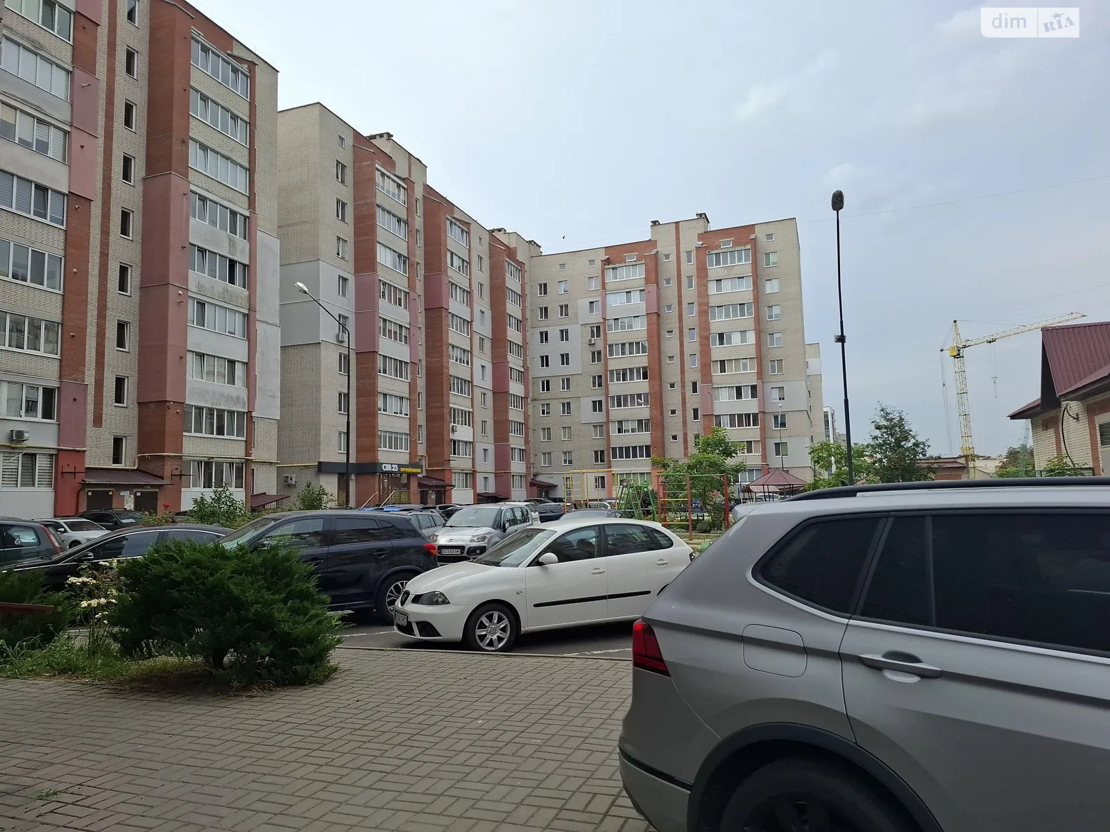 2-кімнатна квартира 70.8 кв. м у Луцьку, вул. Зоряна(Арцеулова), 12 - фото 1