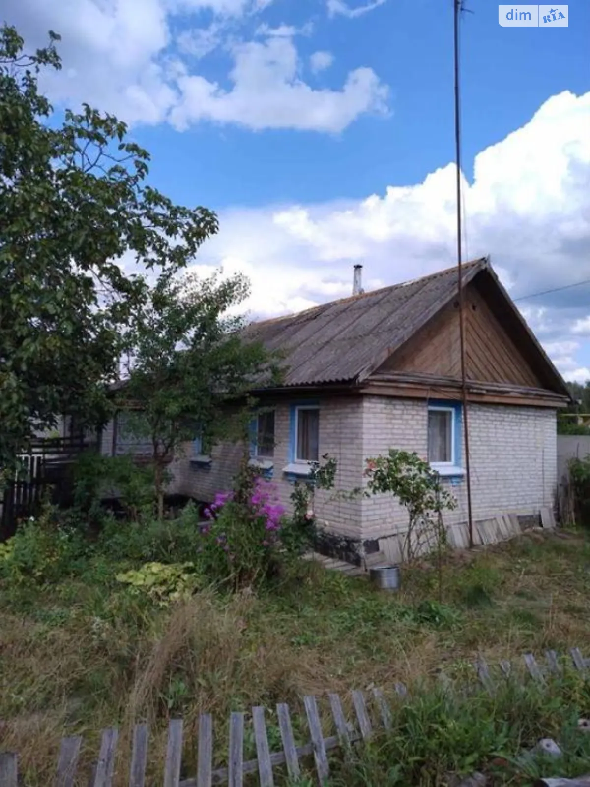 Продается одноэтажный дом 45 кв. м с участком, цена: 26200 $ - фото 1