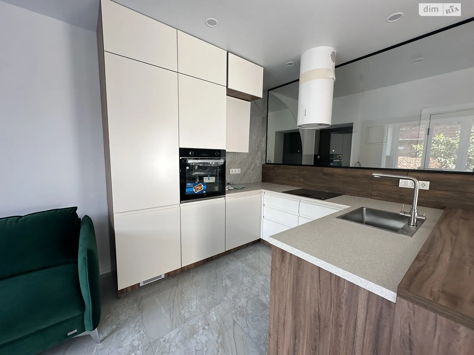 2-комнатная квартира 62 кв. м в Тернополе, ул. Веселая, 35 - фото 1