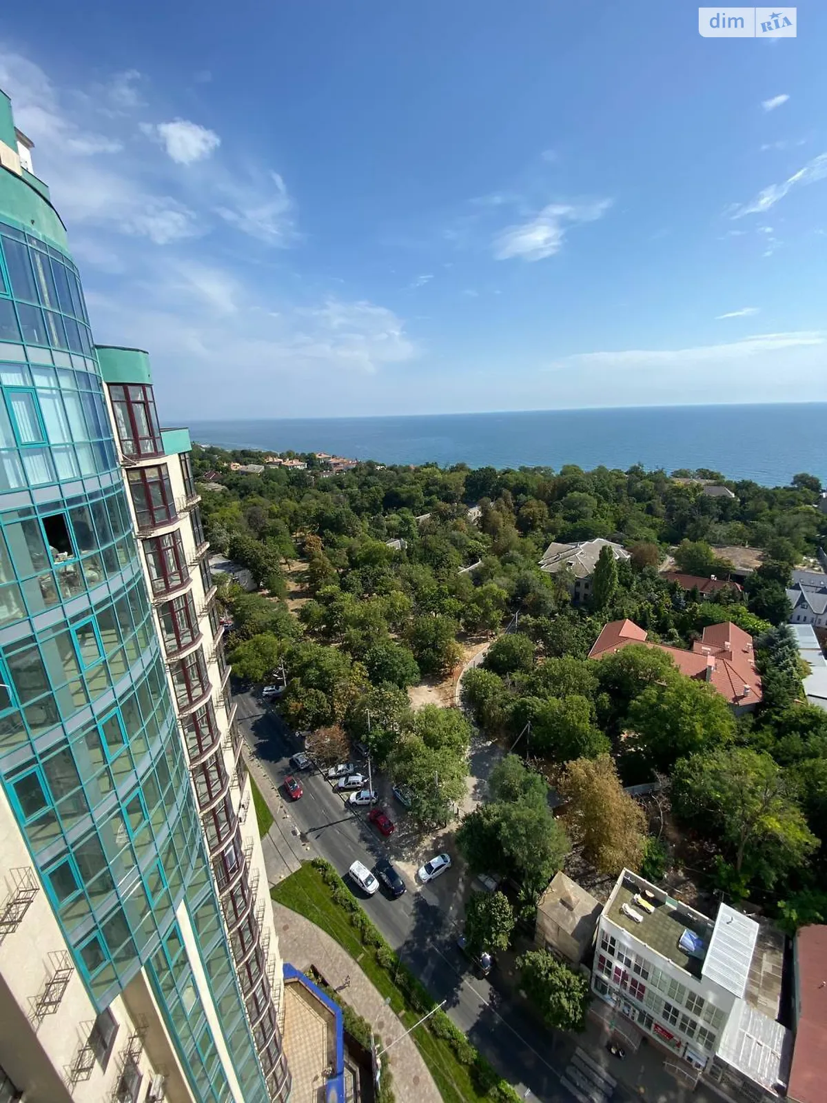 Продается 1-комнатная квартира 60 кв. м в Одессе, Фонтанская дор., 122 - фото 1