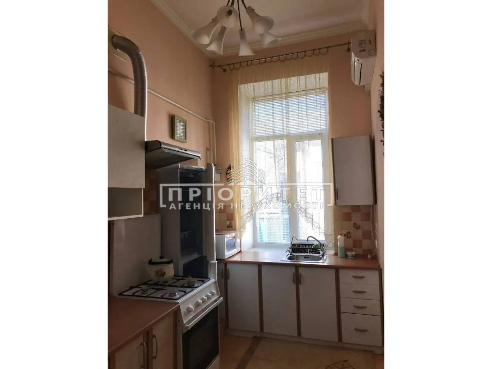 Продается 3-комнатная квартира 77.1 кв. м в Одессе, ул. Базарная - фото 1