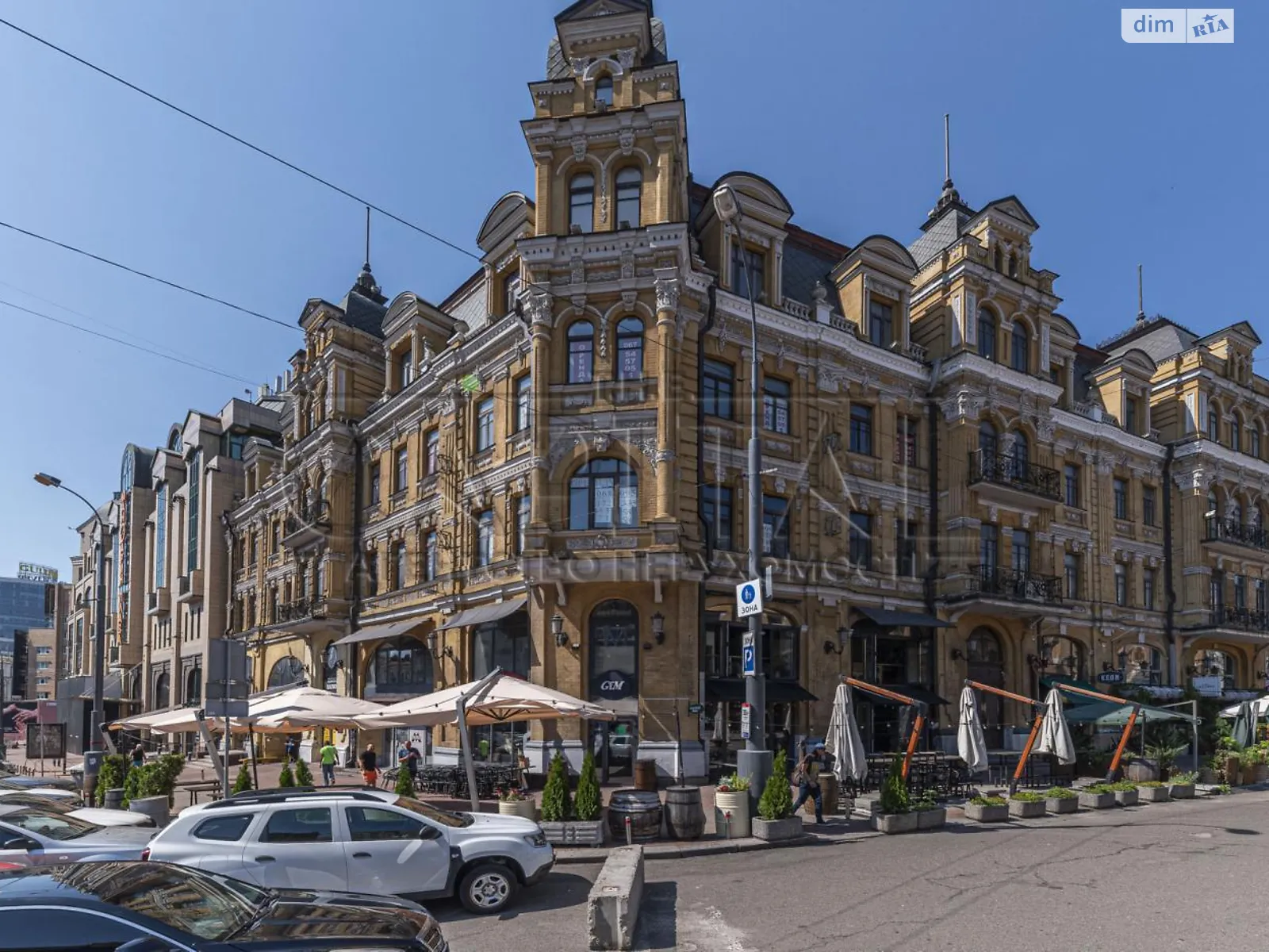 Здається в оренду приміщення вільного призначення 175 кв. м в 3-поверховій будівлі, цена: 2500 $ - фото 1