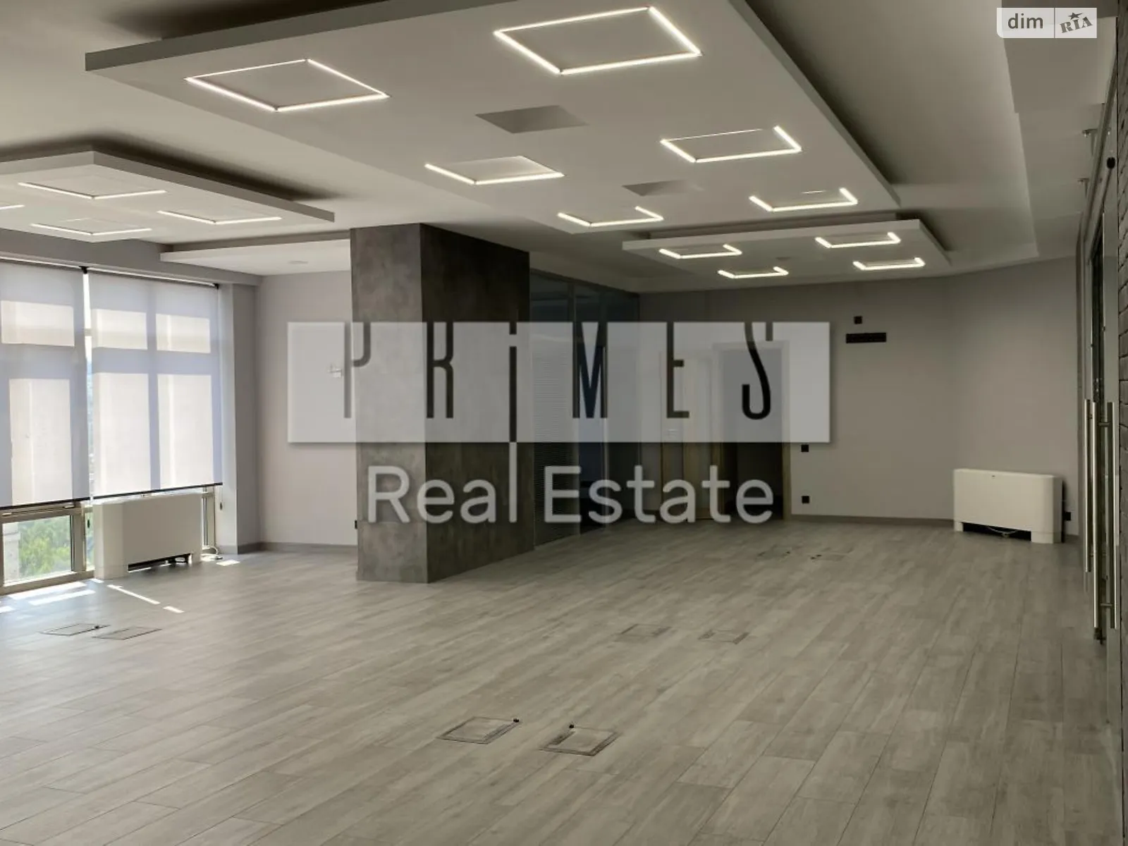 Сдается в аренду офис 190 кв. м в бизнес-центре, цена: 3500 $ - фото 1