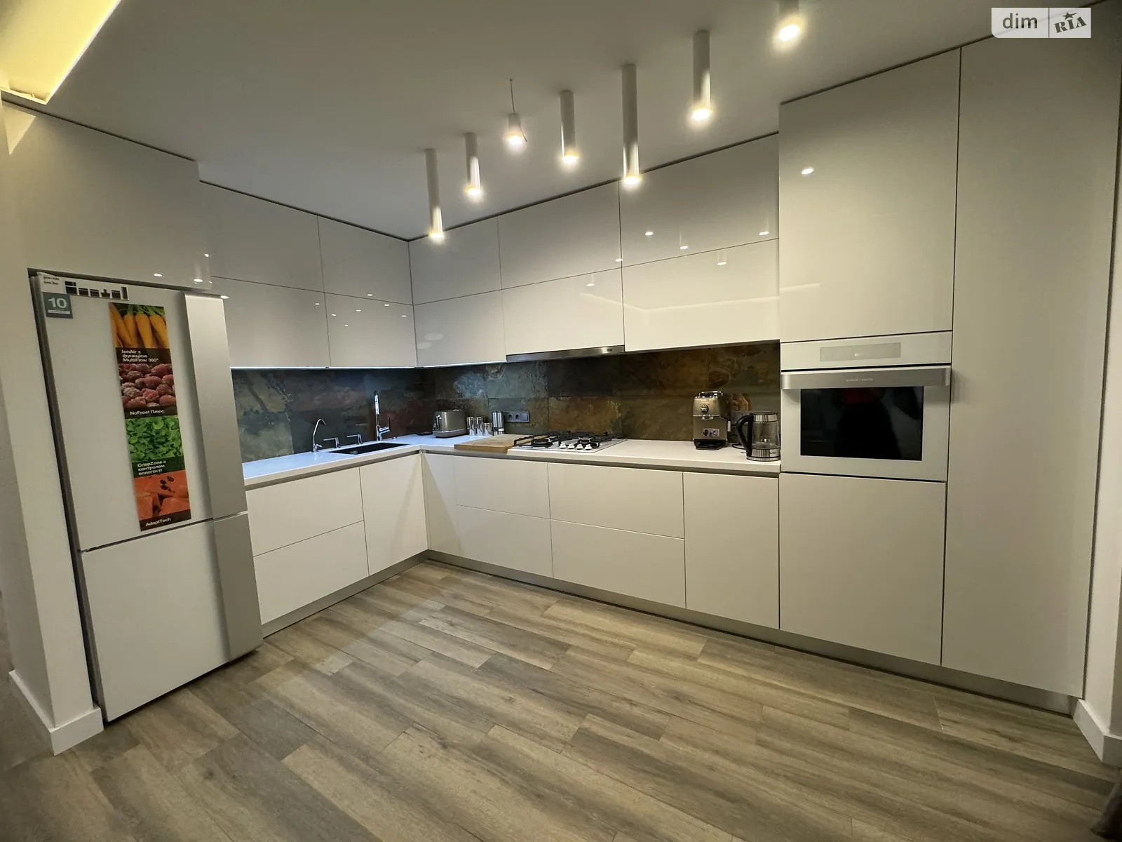 Продается 3-комнатная квартира 120 кв. м в Виннице, ул. Киевская - фото 1