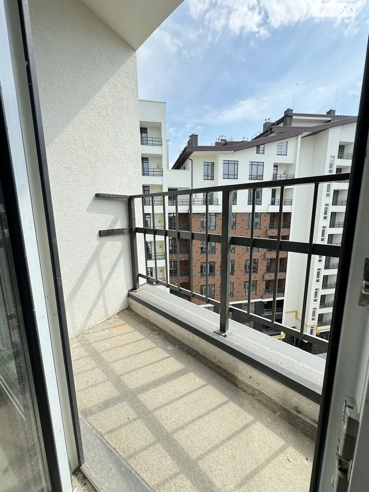 Продается 1-комнатная квартира 27 кв. м в Ирпене, ул. Кобылянской Ольги - фото 1