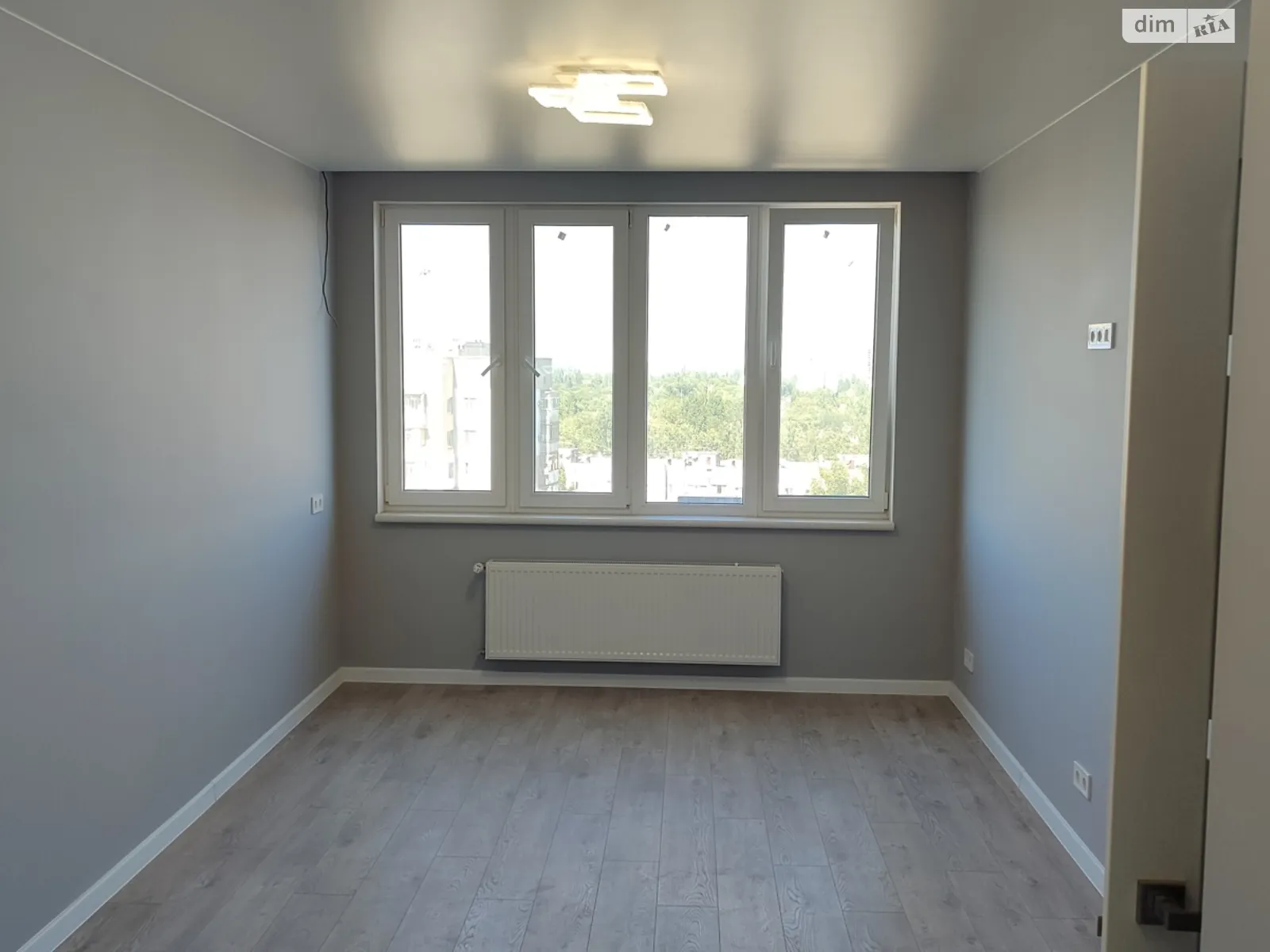 Продается 1-комнатная квартира 45 кв. м в Одессе, ул. Варненская, 29/2 - фото 1