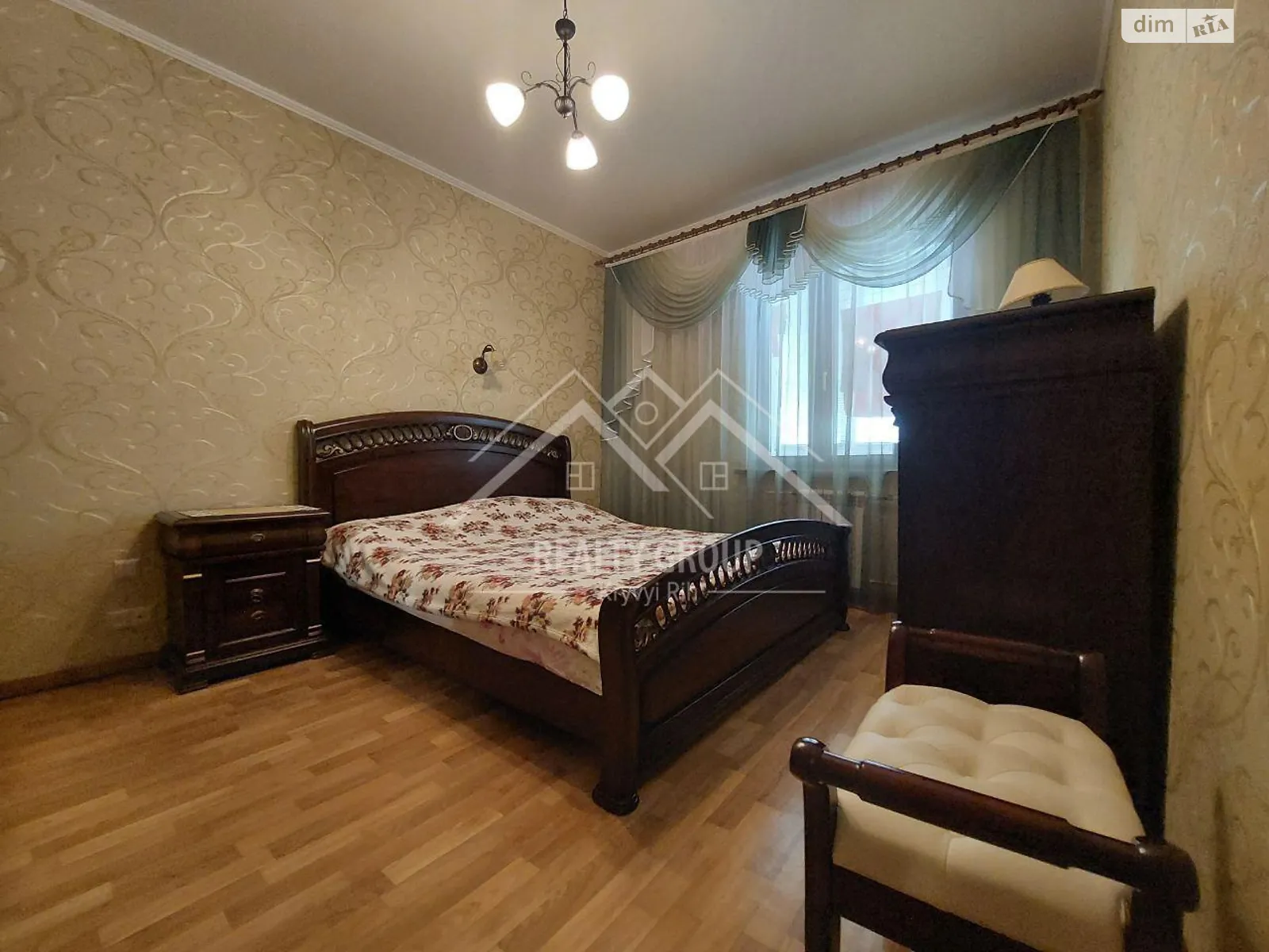 Продается 4-комнатная квартира 78.2 кв. м в Кривом Роге, ул. Украинская - фото 1