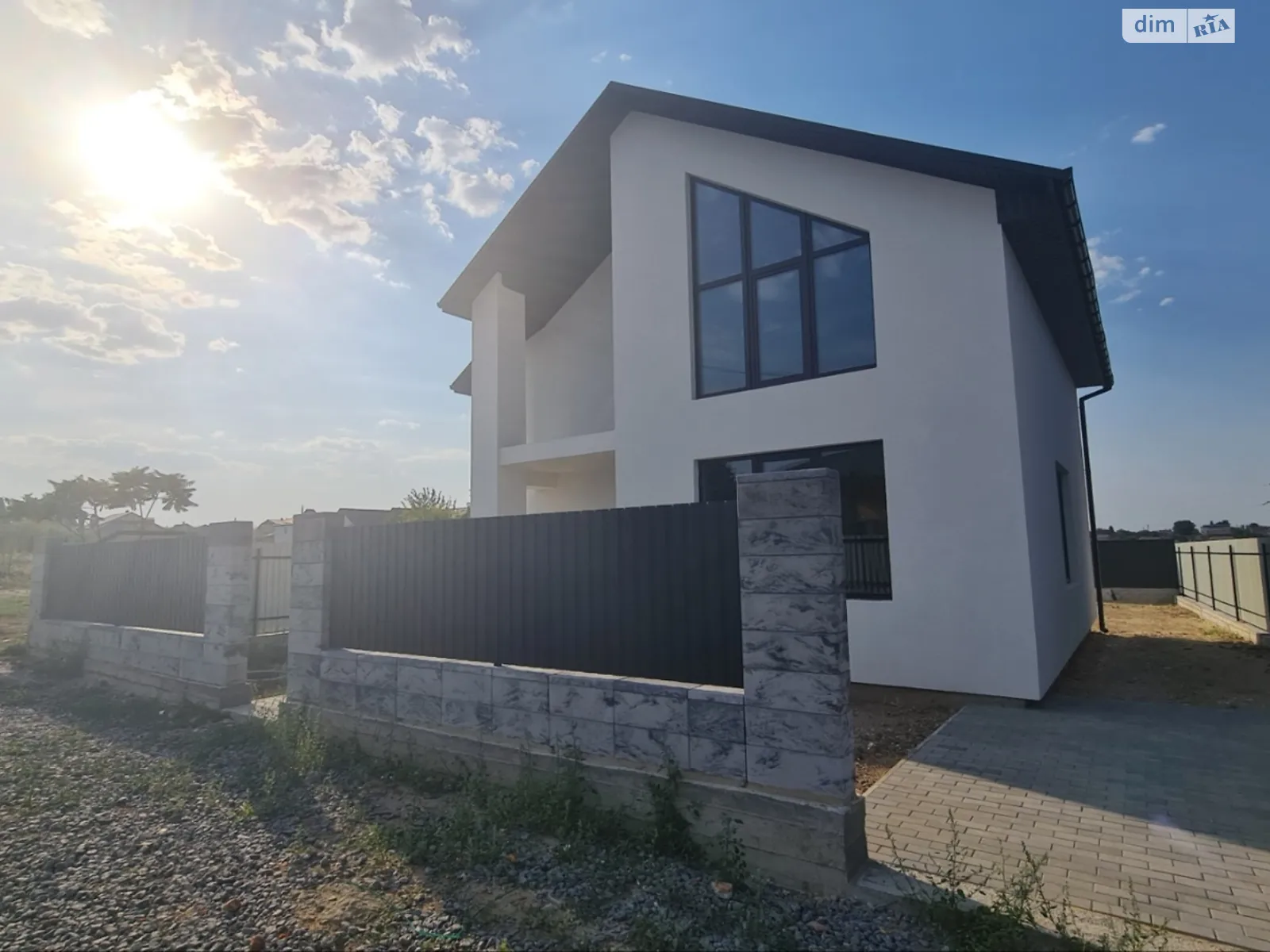 Продається будинок 2 поверховий 120 кв. м з садом, цена: 81000 $ - фото 1