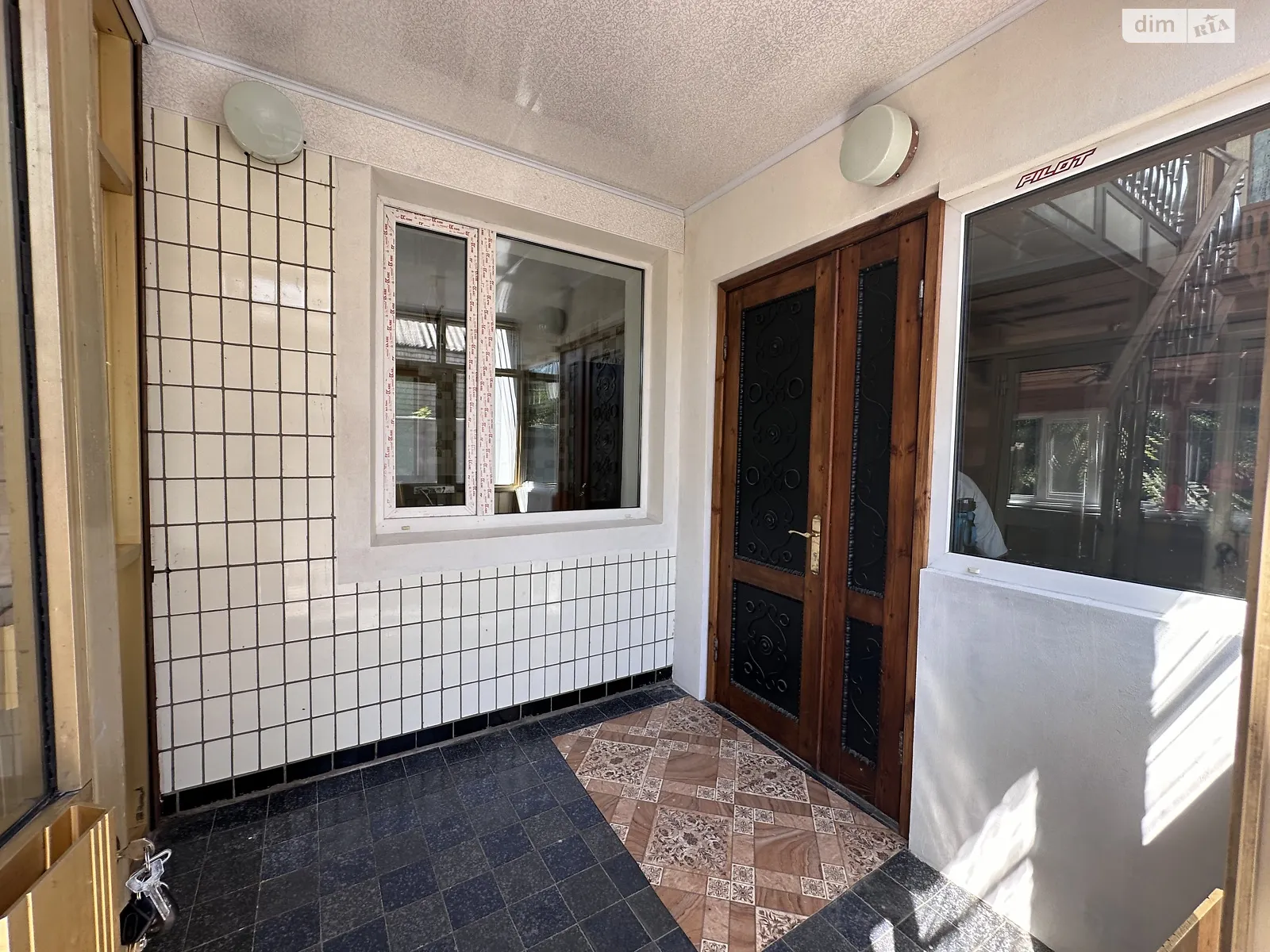 Продается часть дома 151 кв. м с верандой, цена: 40000 $ - фото 1