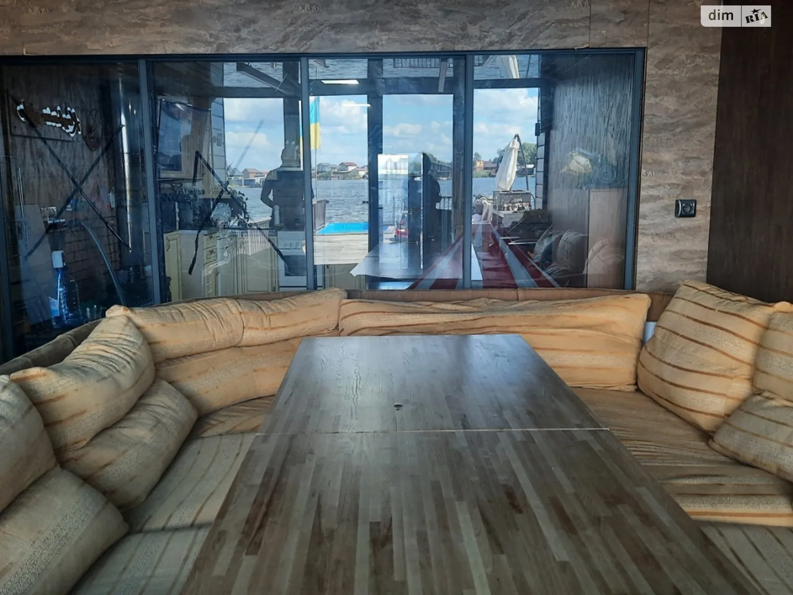 Продается дом на 2 этажа 137 кв. м с гаражом, цена: 82000 $ - фото 1
